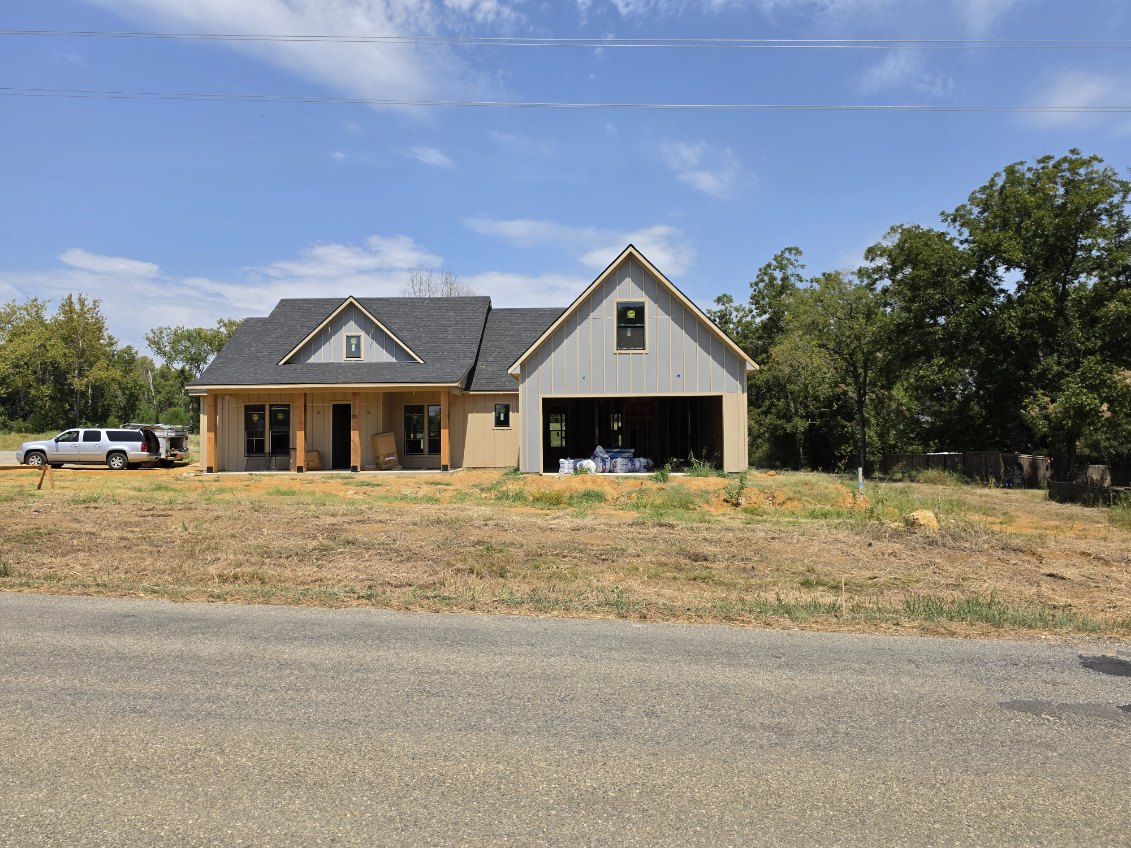 4206 Folsom Road Property Photo 3