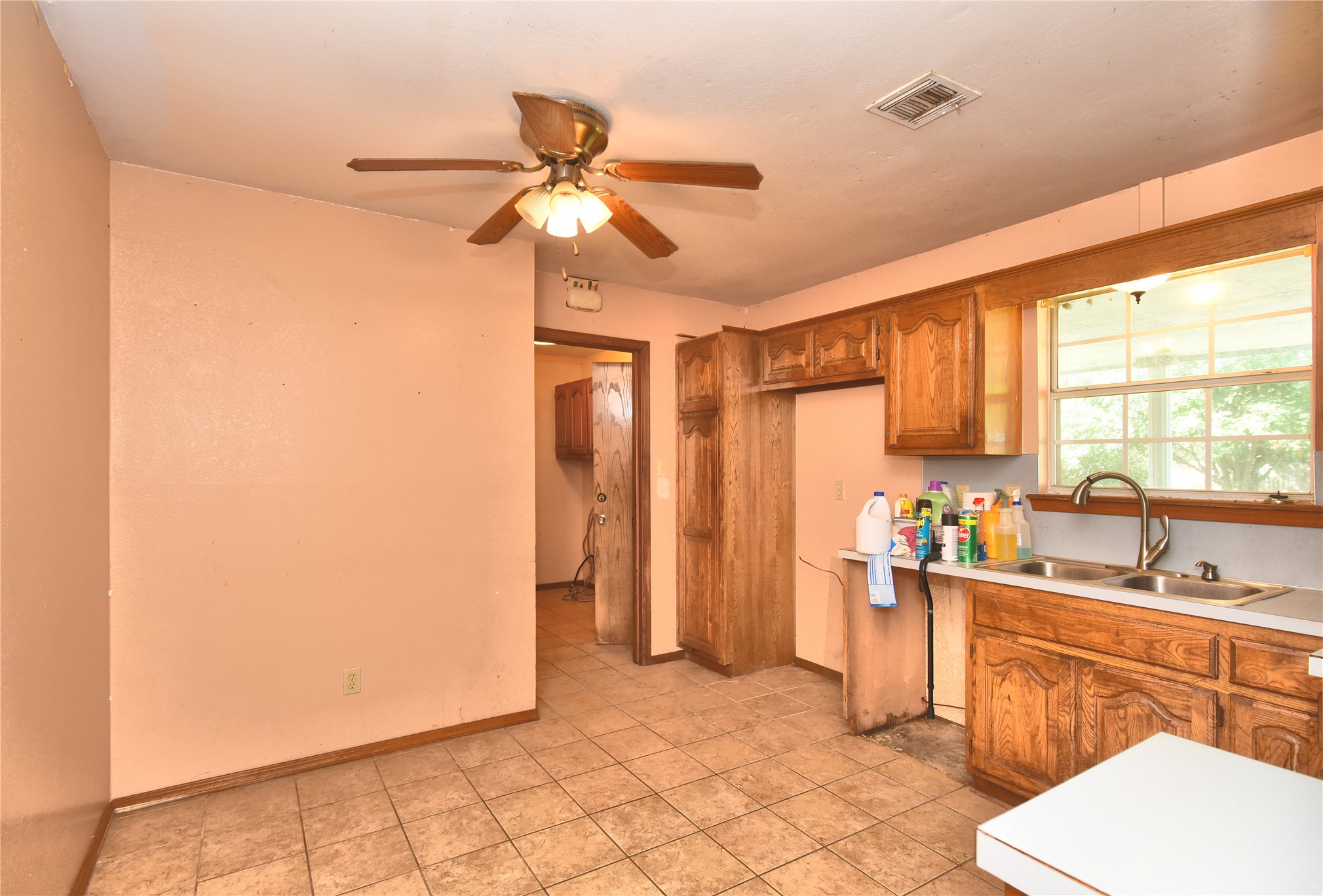 15730 S 297th East East Avenue Property Photo 11