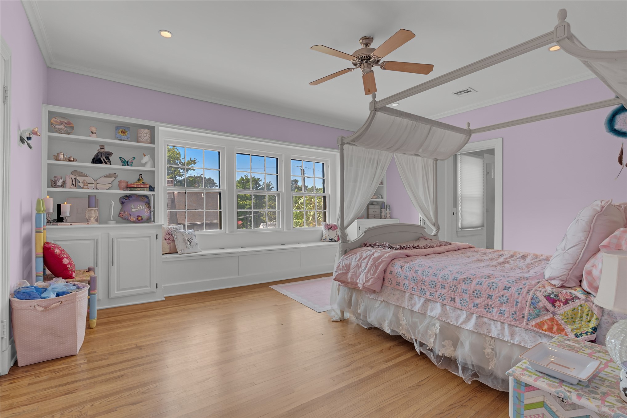 2106 S Saint Louis Avenue Property Photo 58