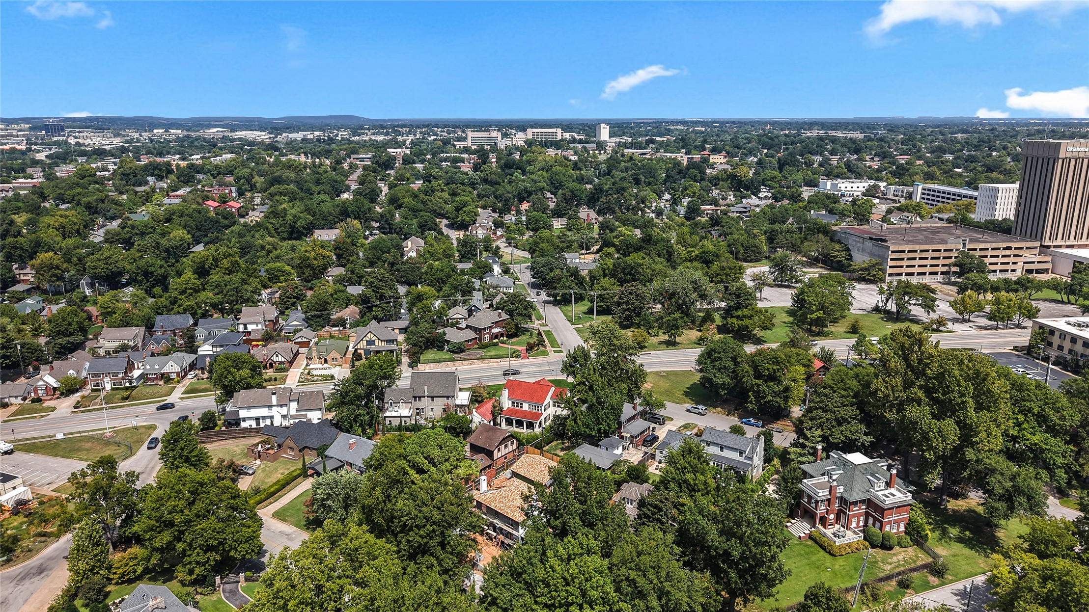 2106 S Saint Louis Avenue Property Photo 71