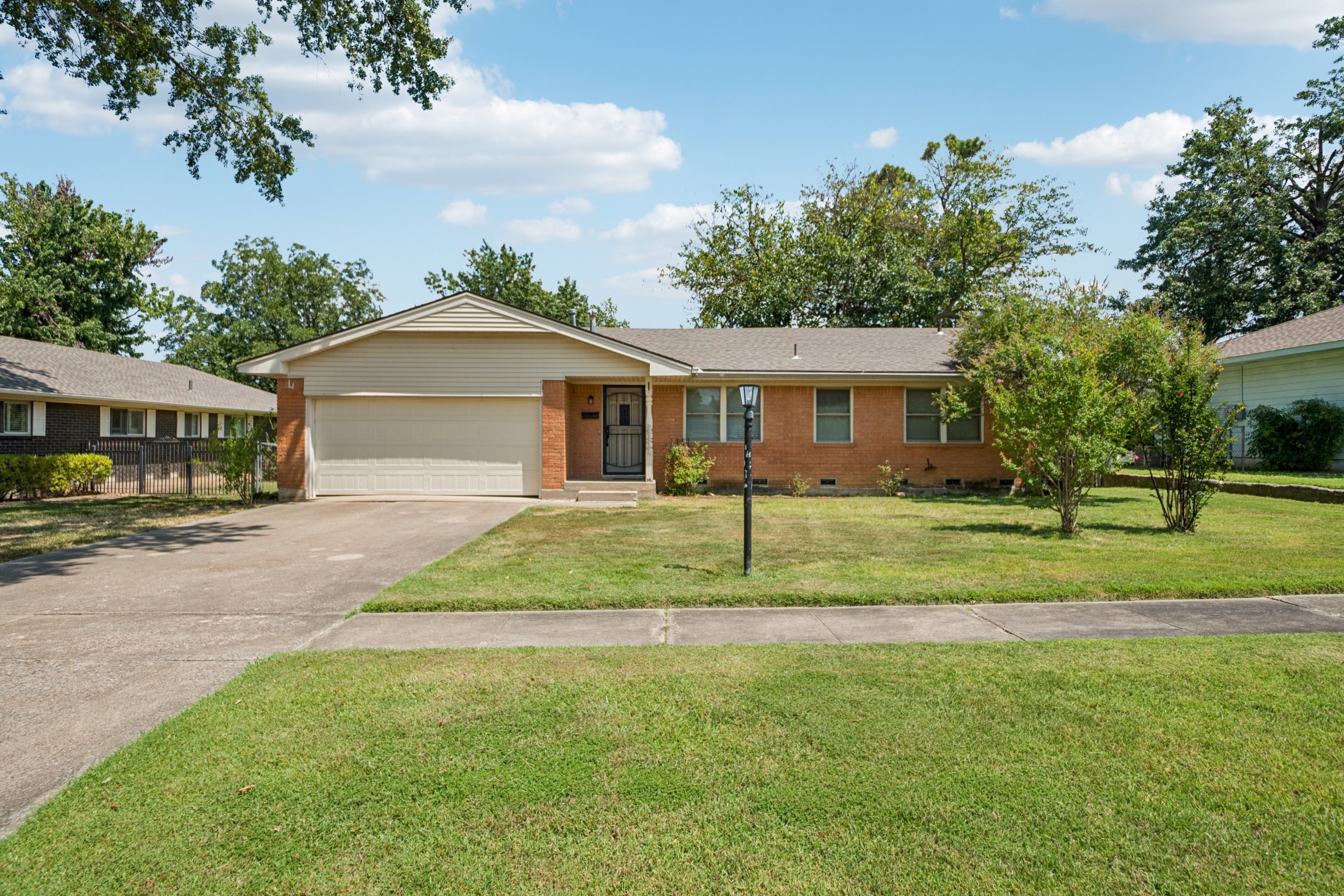 1710 Louise Drive Property Photo 1