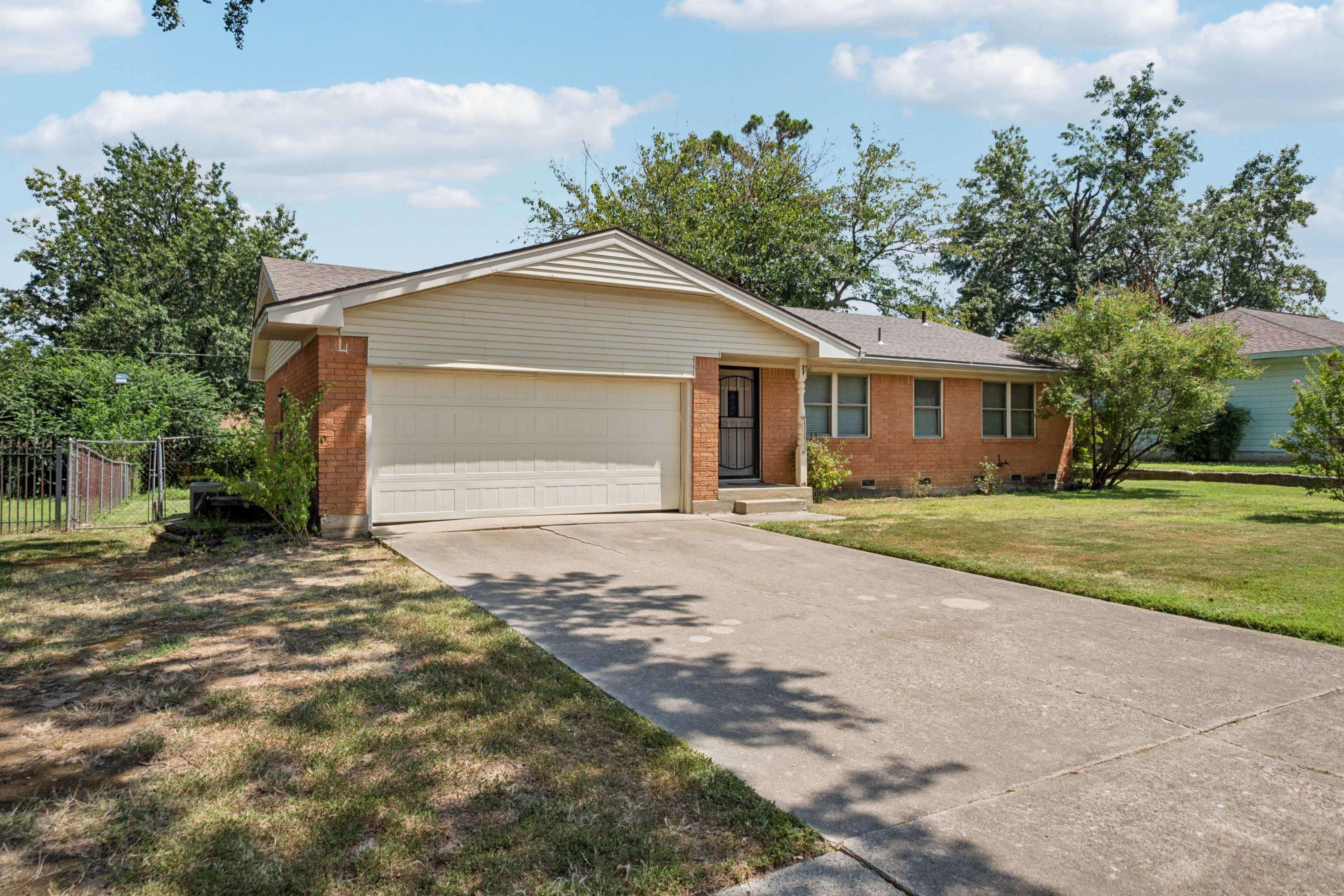 1710 Louise Drive Property Photo 3