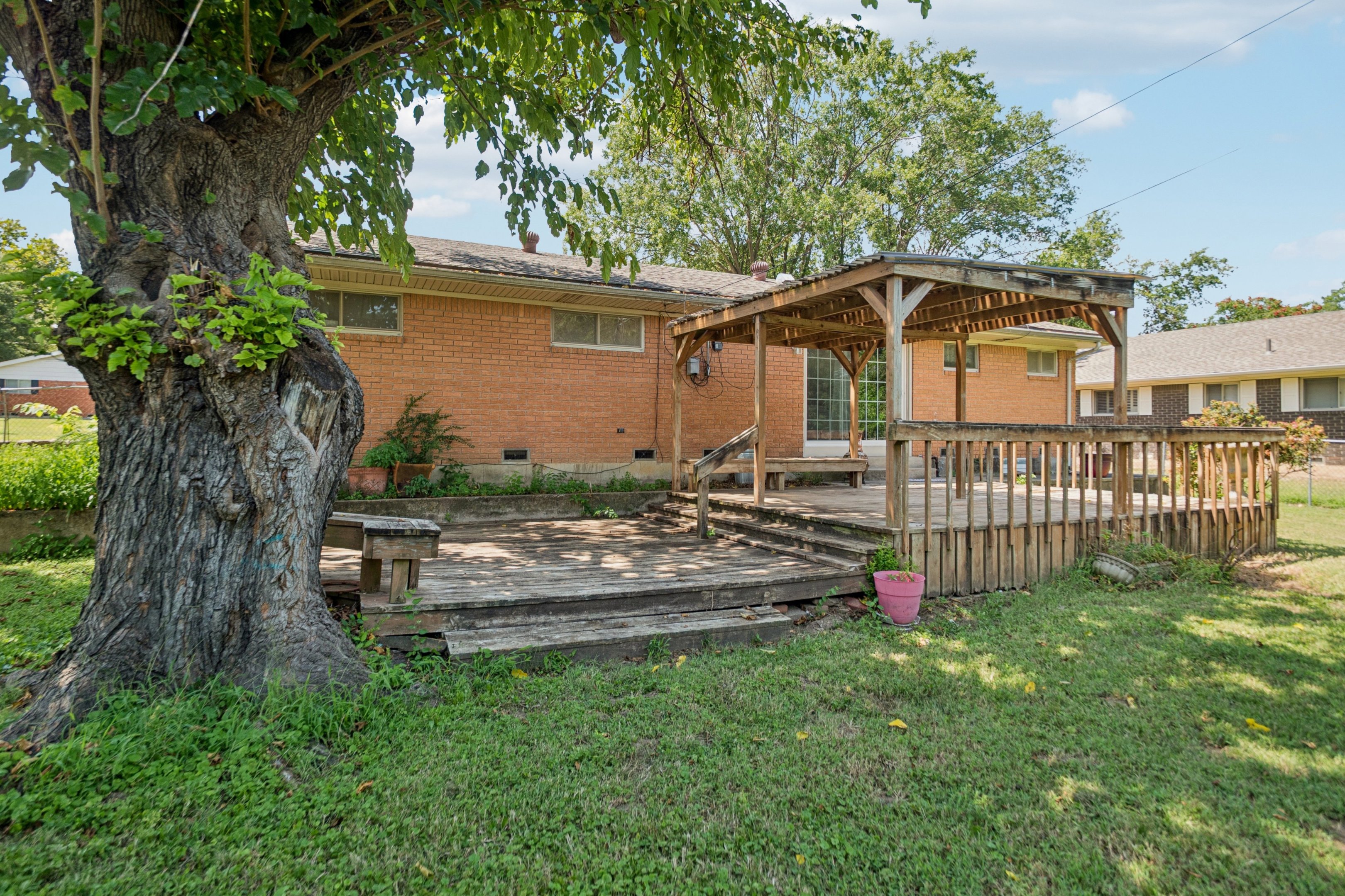 1710 Louise Drive Property Photo 20