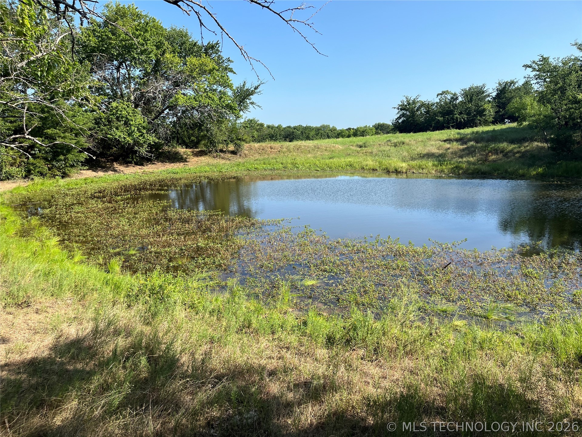 12490 N Muncrief Road Property Photo 1