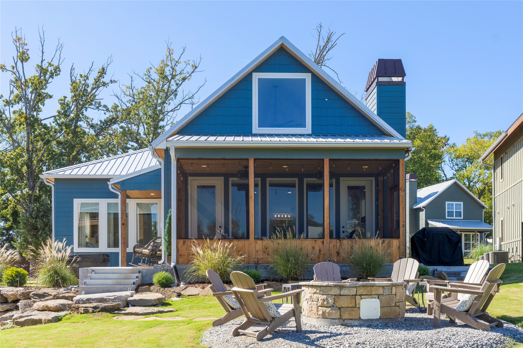 37205 S Cliff Crest Drive Property Photo 1