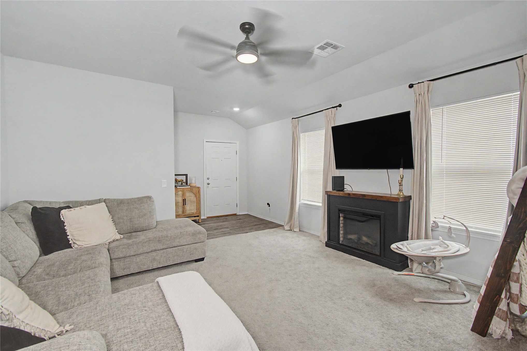 618 Georgia Place W Property Photo 3