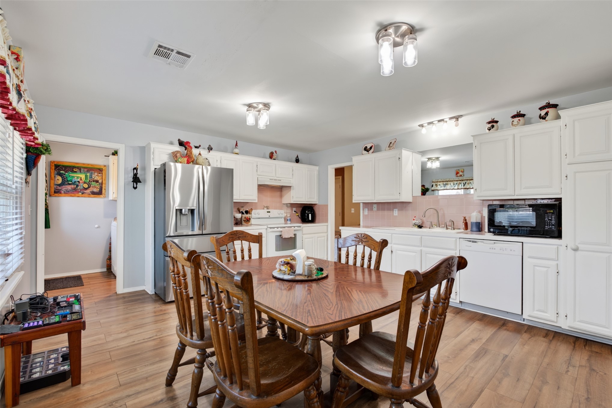 105 S Rowe Street Property Photo 4