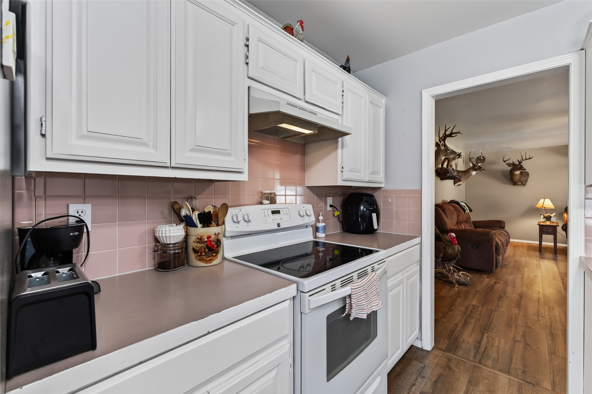 105 S Rowe Street Property Photo 16