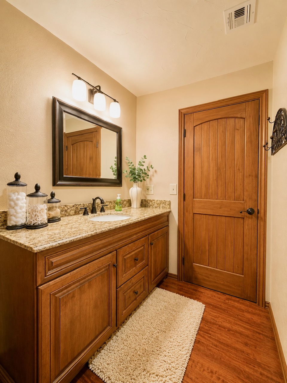 12326 Scott Drive Property Photo 13