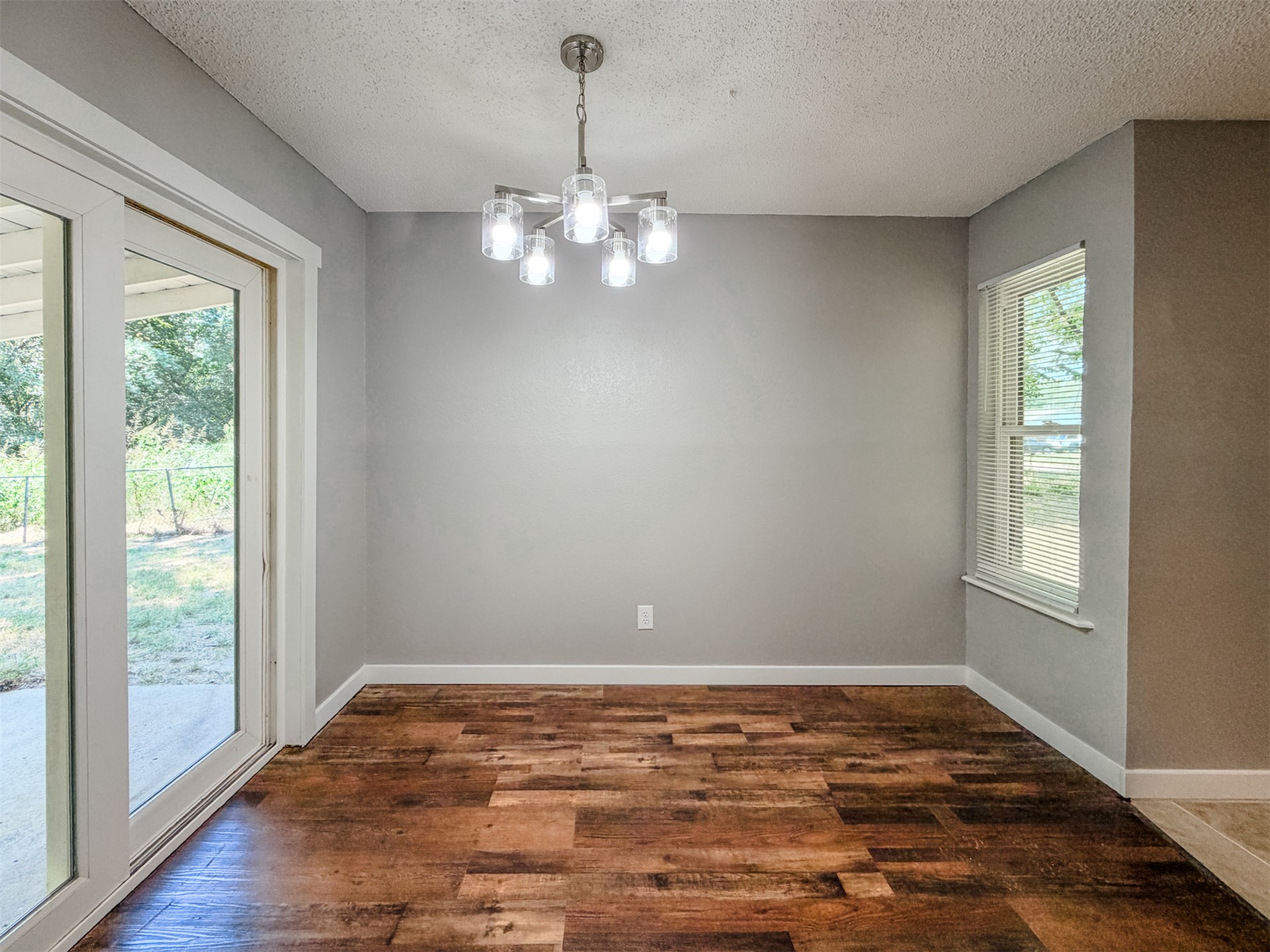 1819 Quail Run Property Photo 13