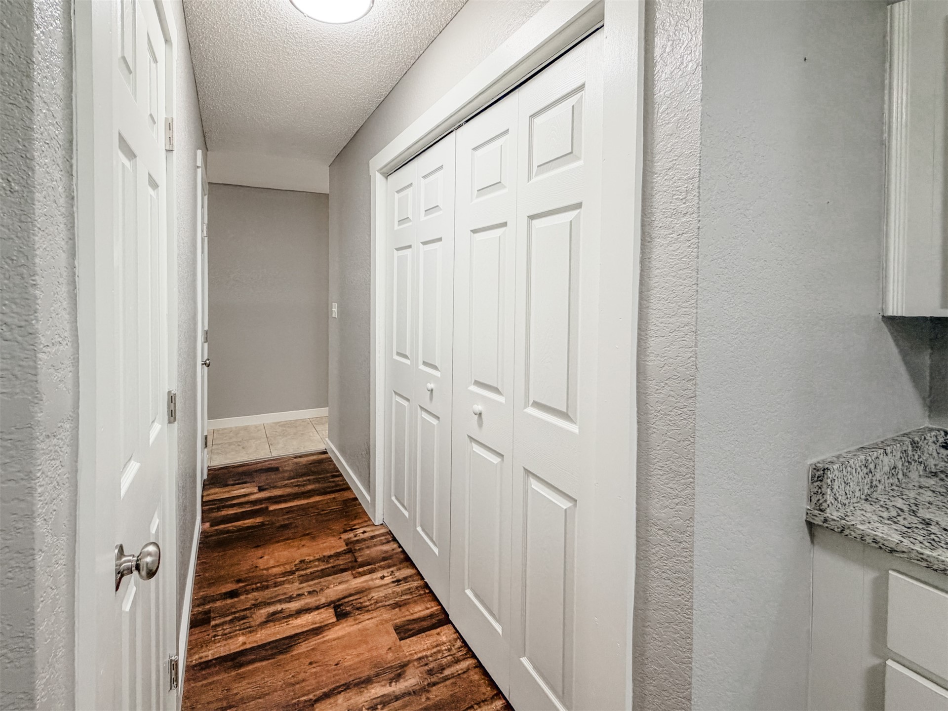 1819 Quail Run Property Photo 22