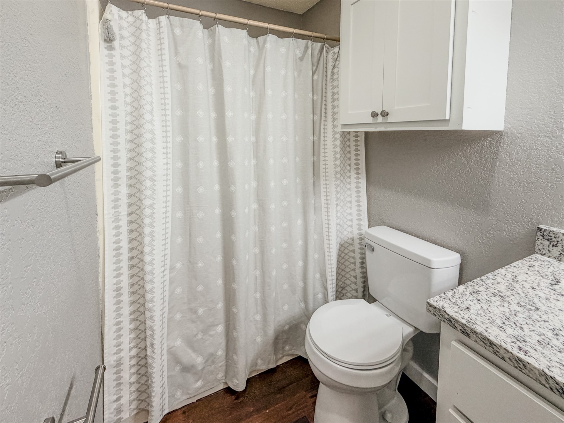 1819 Quail Run Property Photo 34