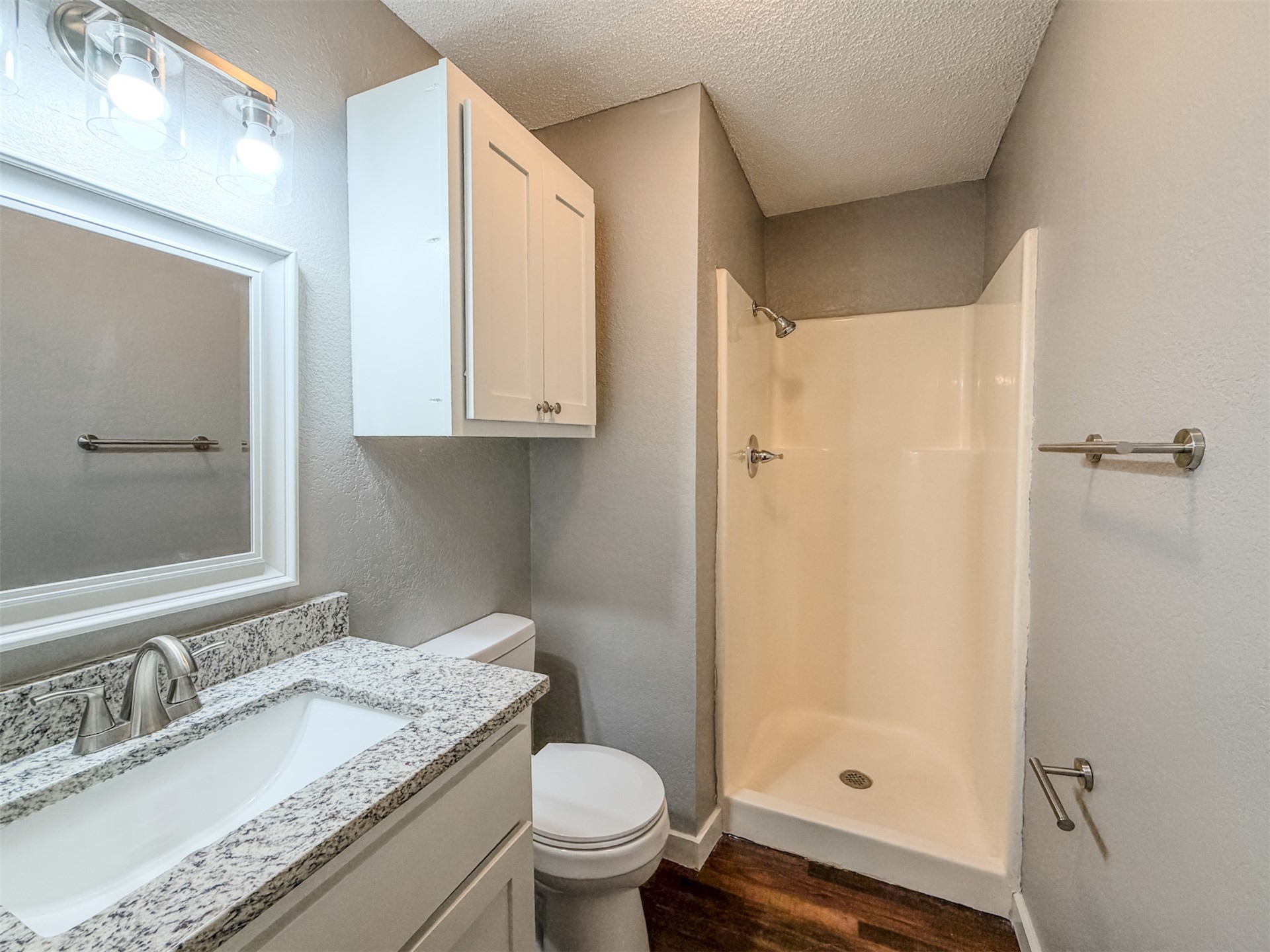 1819 Quail Run Property Photo 45