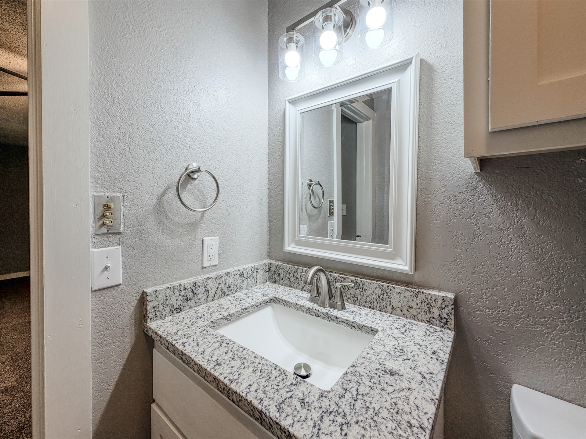 1819 Quail Run Property Photo 48
