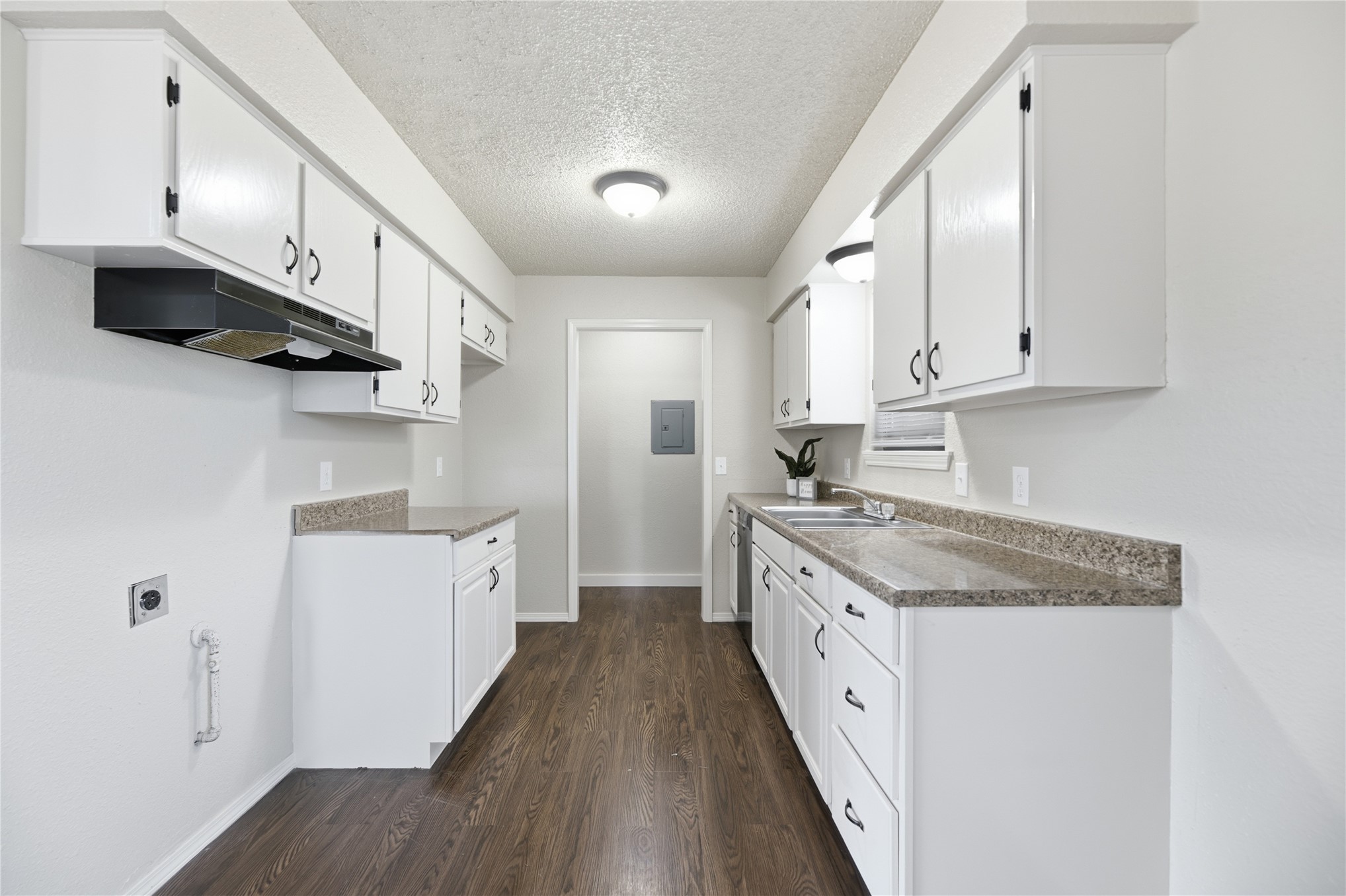 15521 494 Property Photo 7