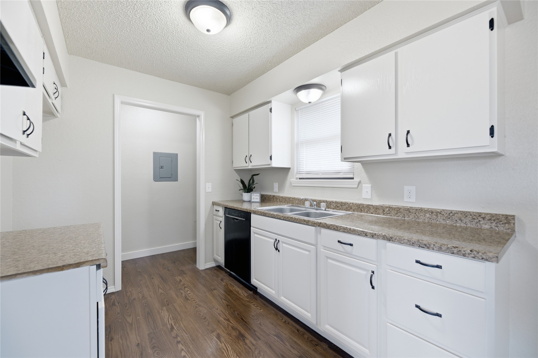 15521 494 Property Photo 8