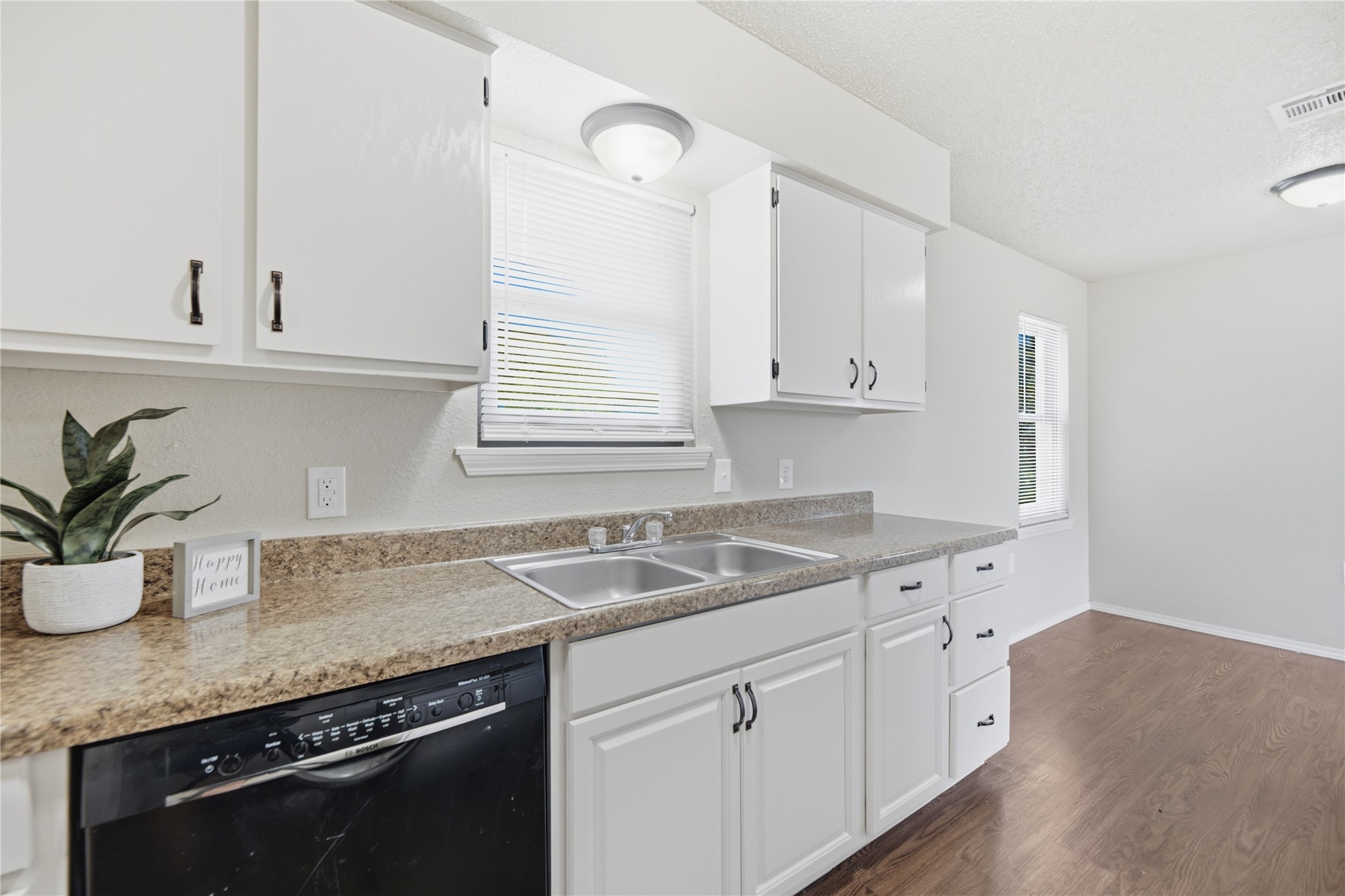 15521 494 Property Photo 10