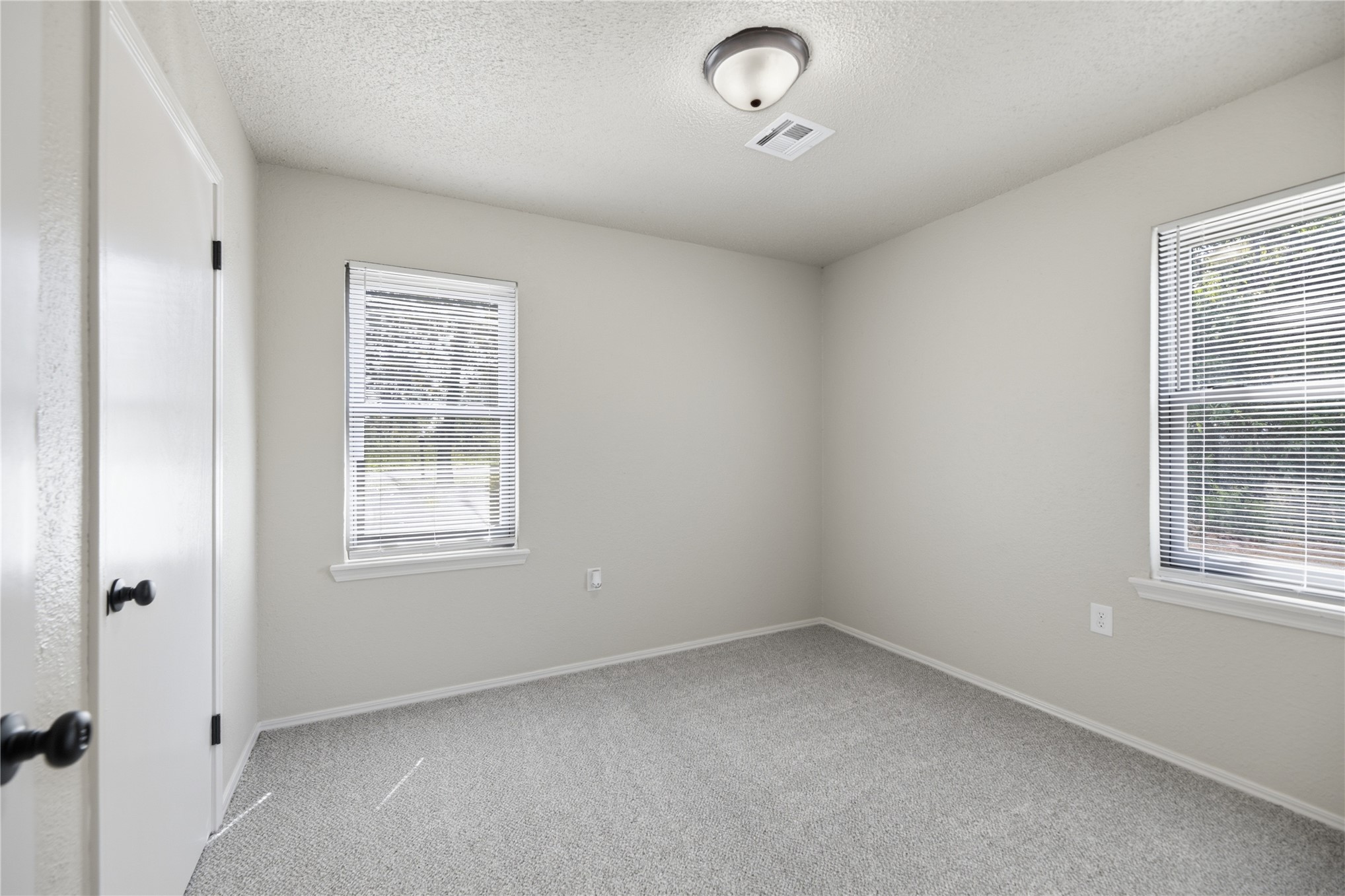 15521 494 Property Photo 18