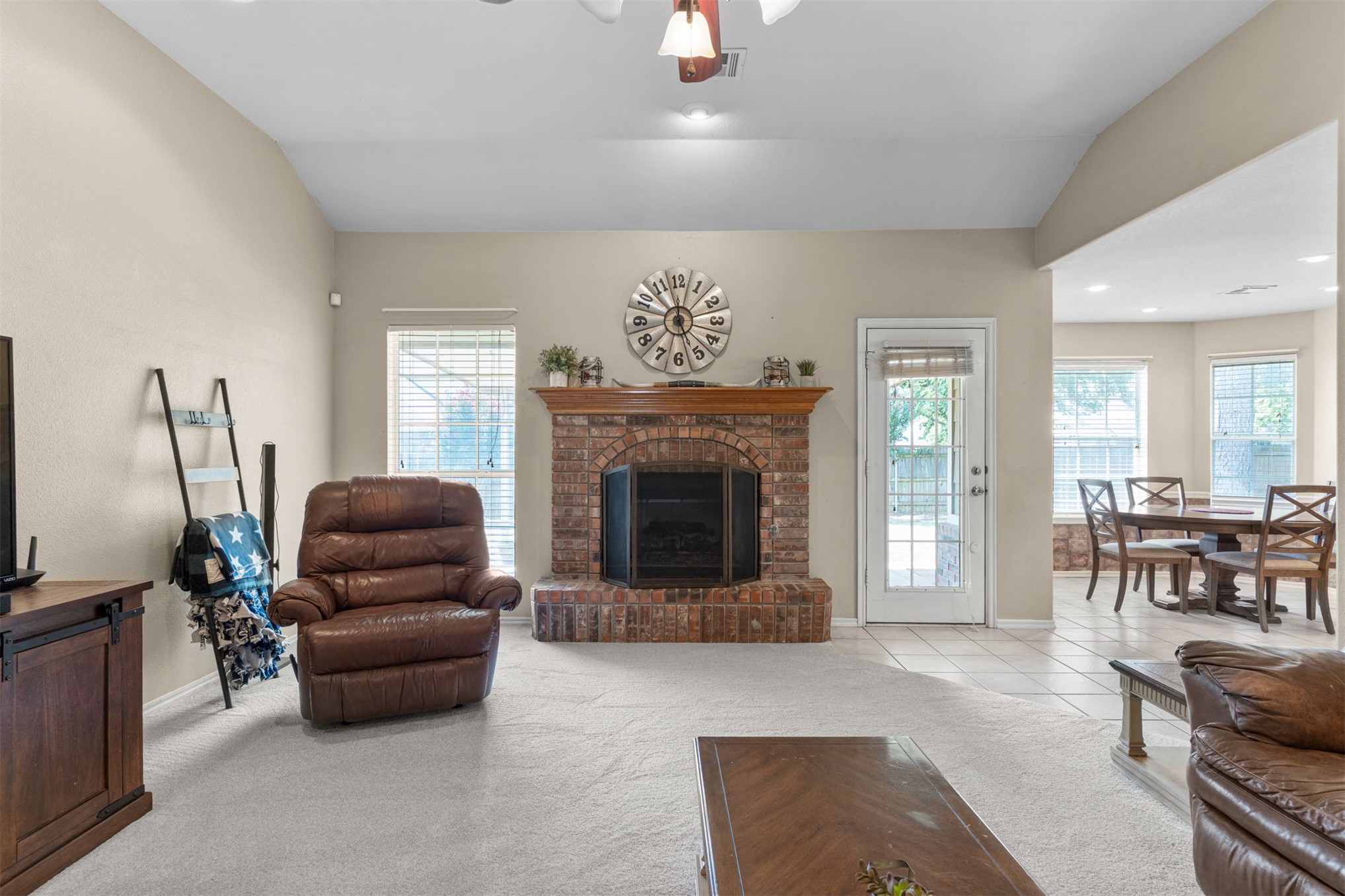 1717 W Jefferson Street Property Photo 2