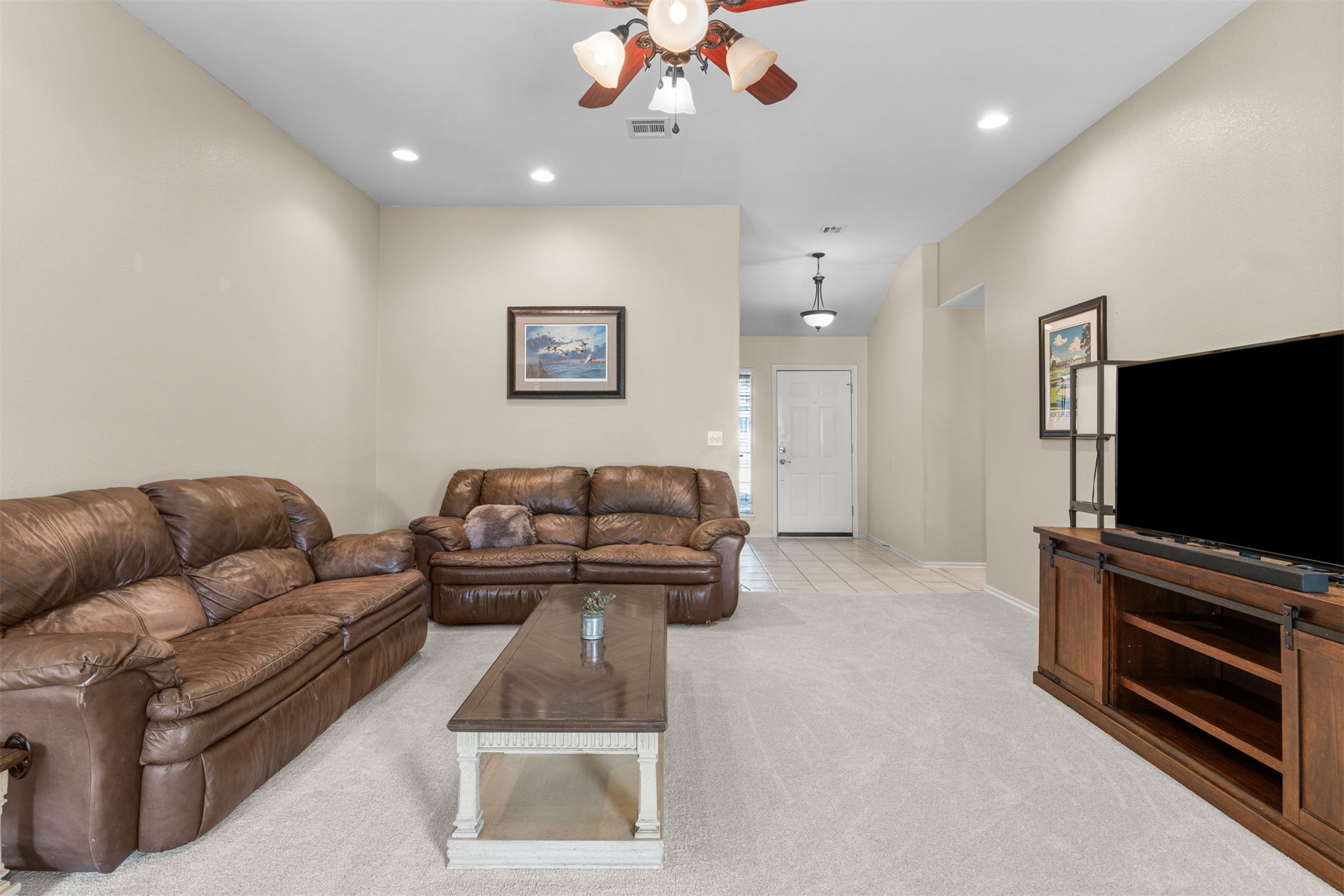 1717 W Jefferson Street Property Photo 4