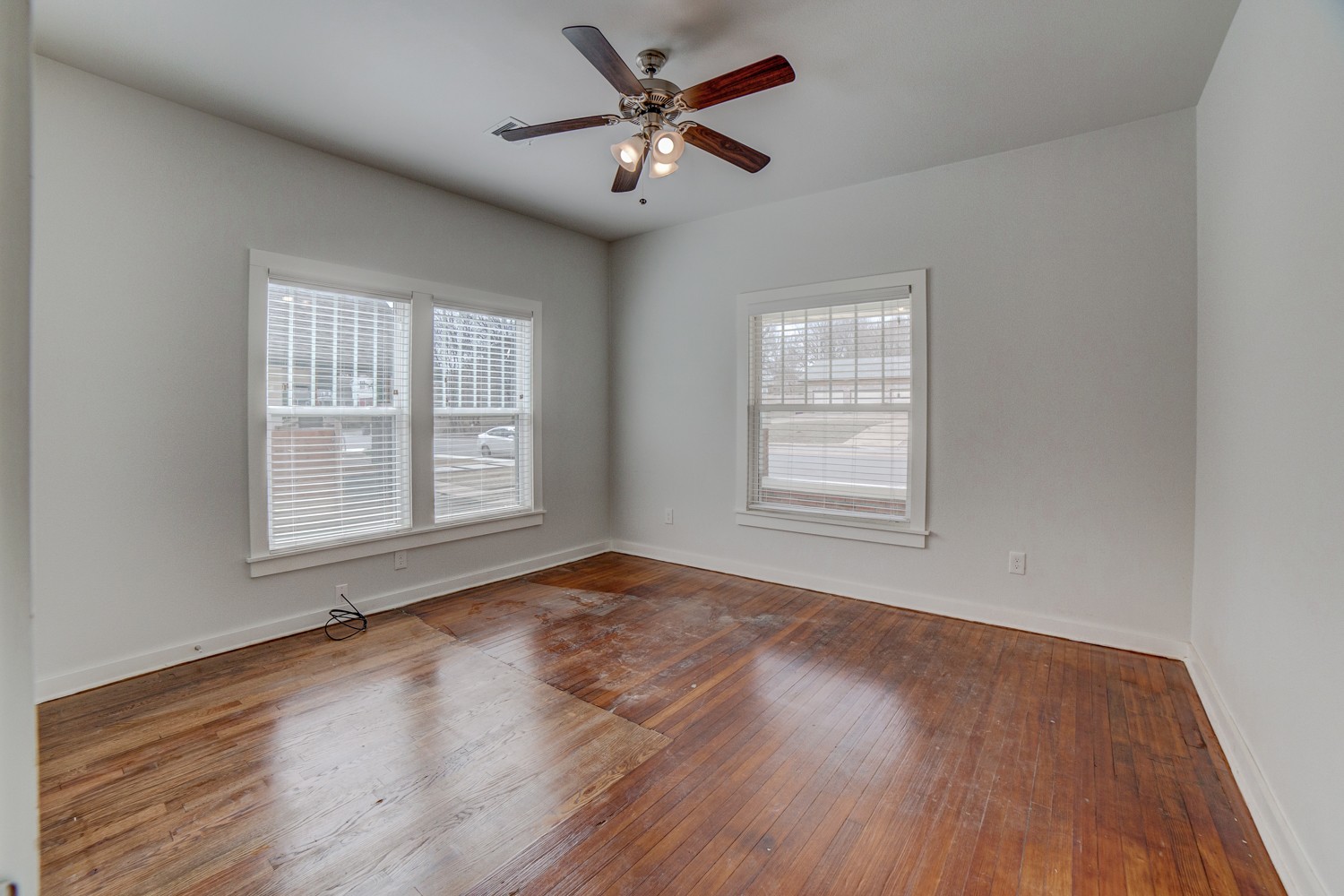1119 N Main Street Property Photo 12