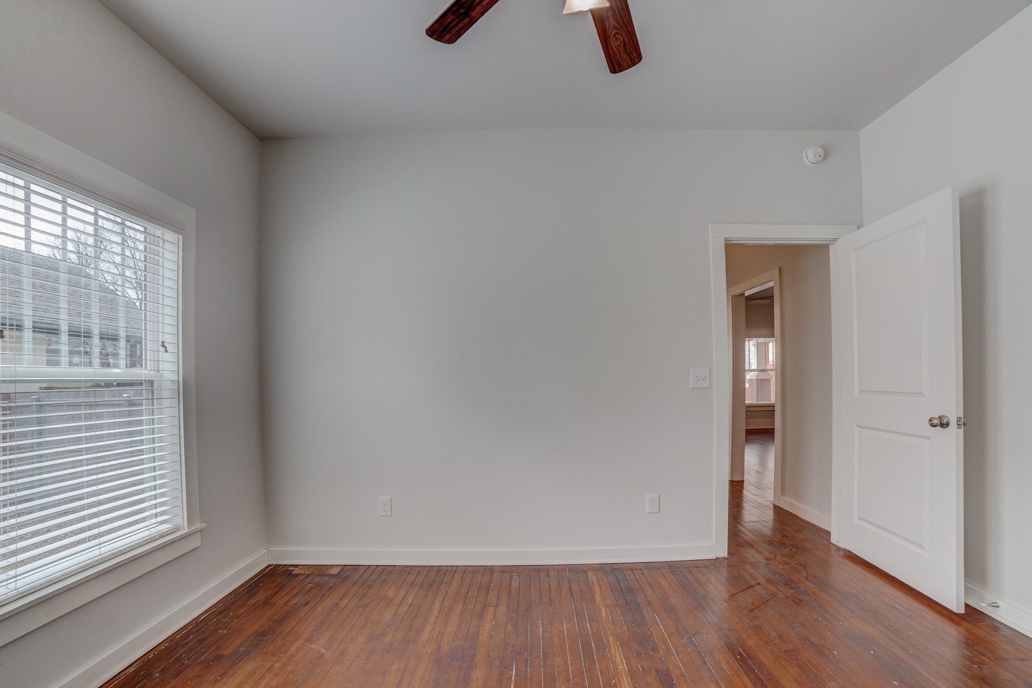 1119 N Main Street Property Photo 15