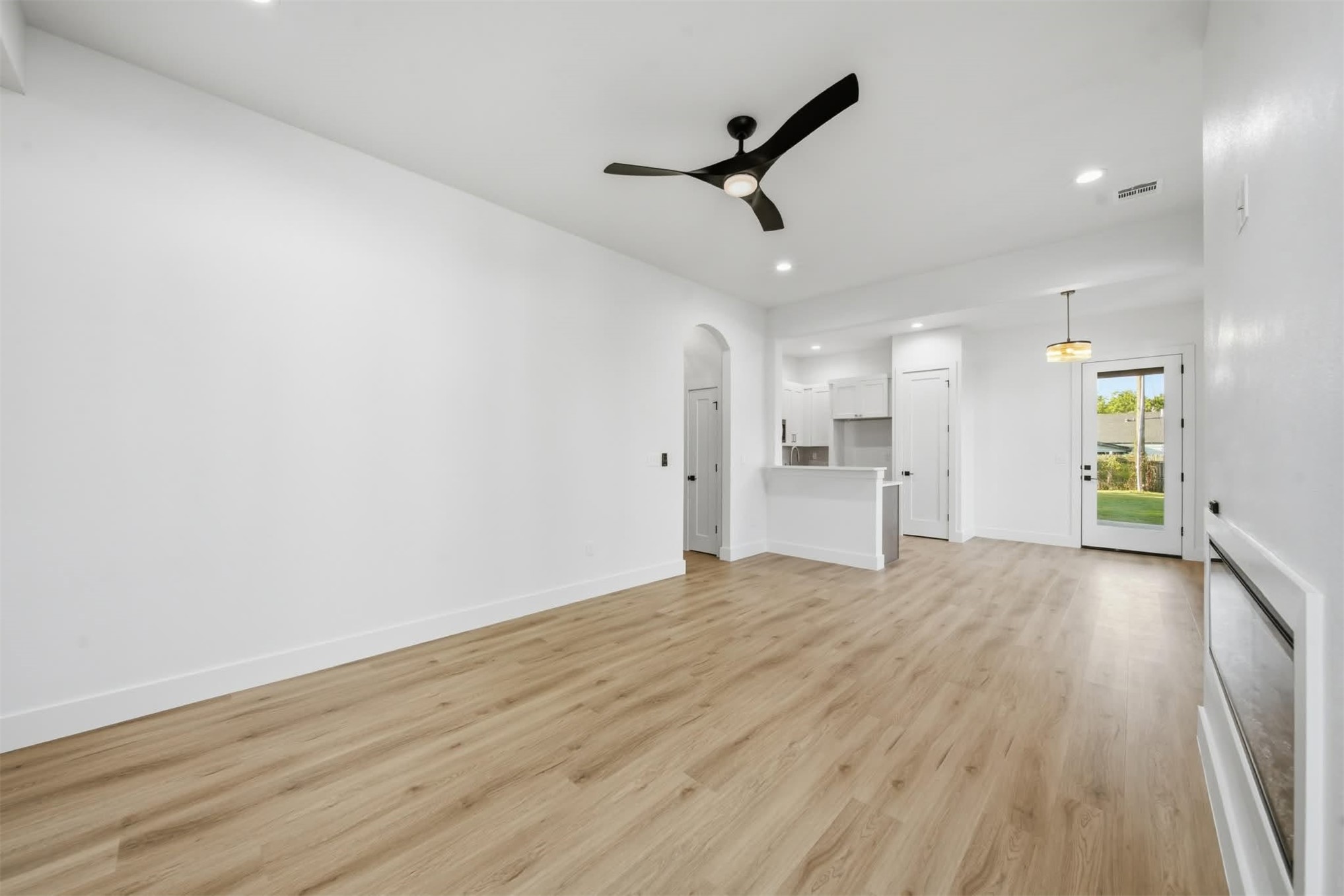 346 E Zion Place Property Photo 11
