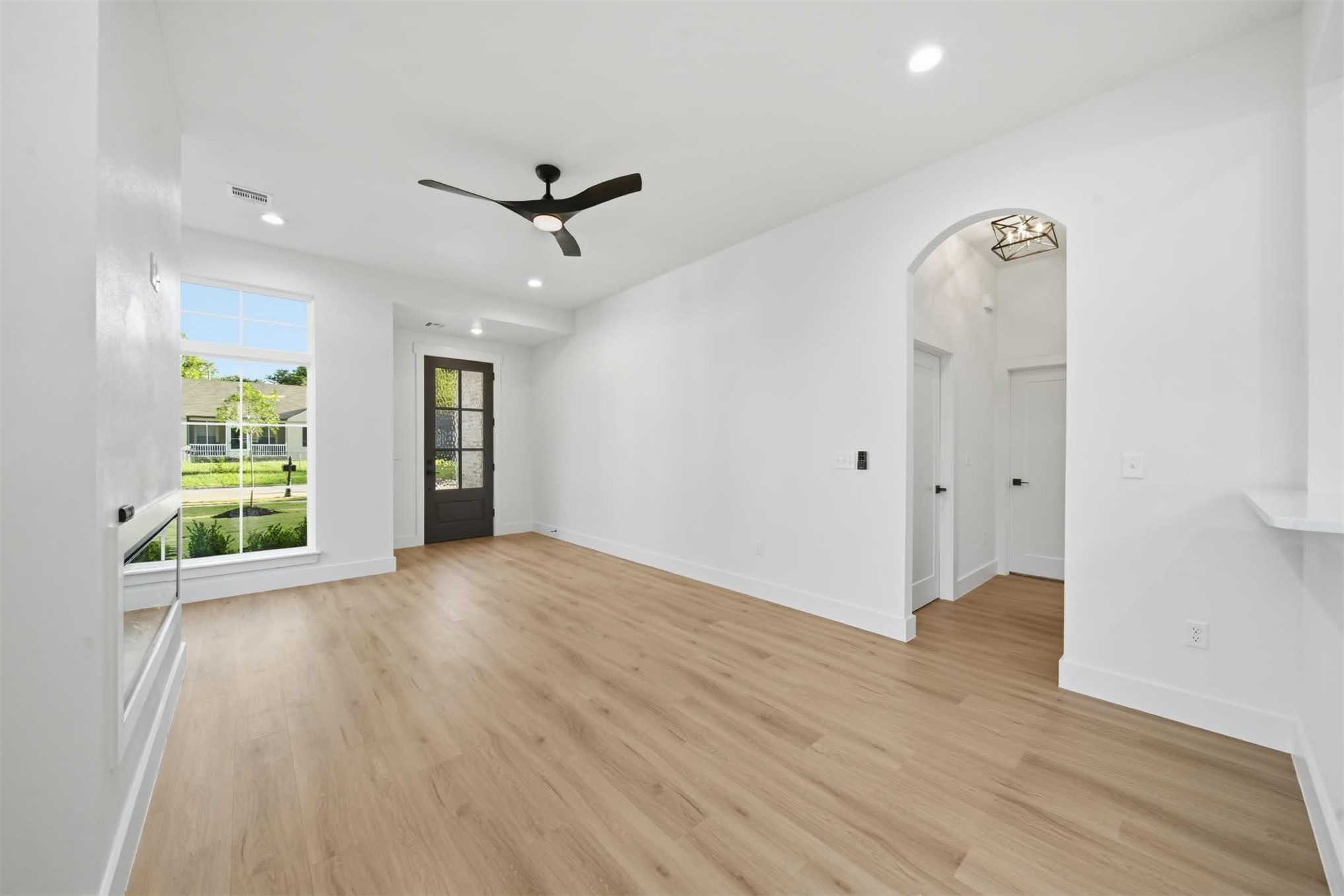 346 E Zion Place Property Photo 12