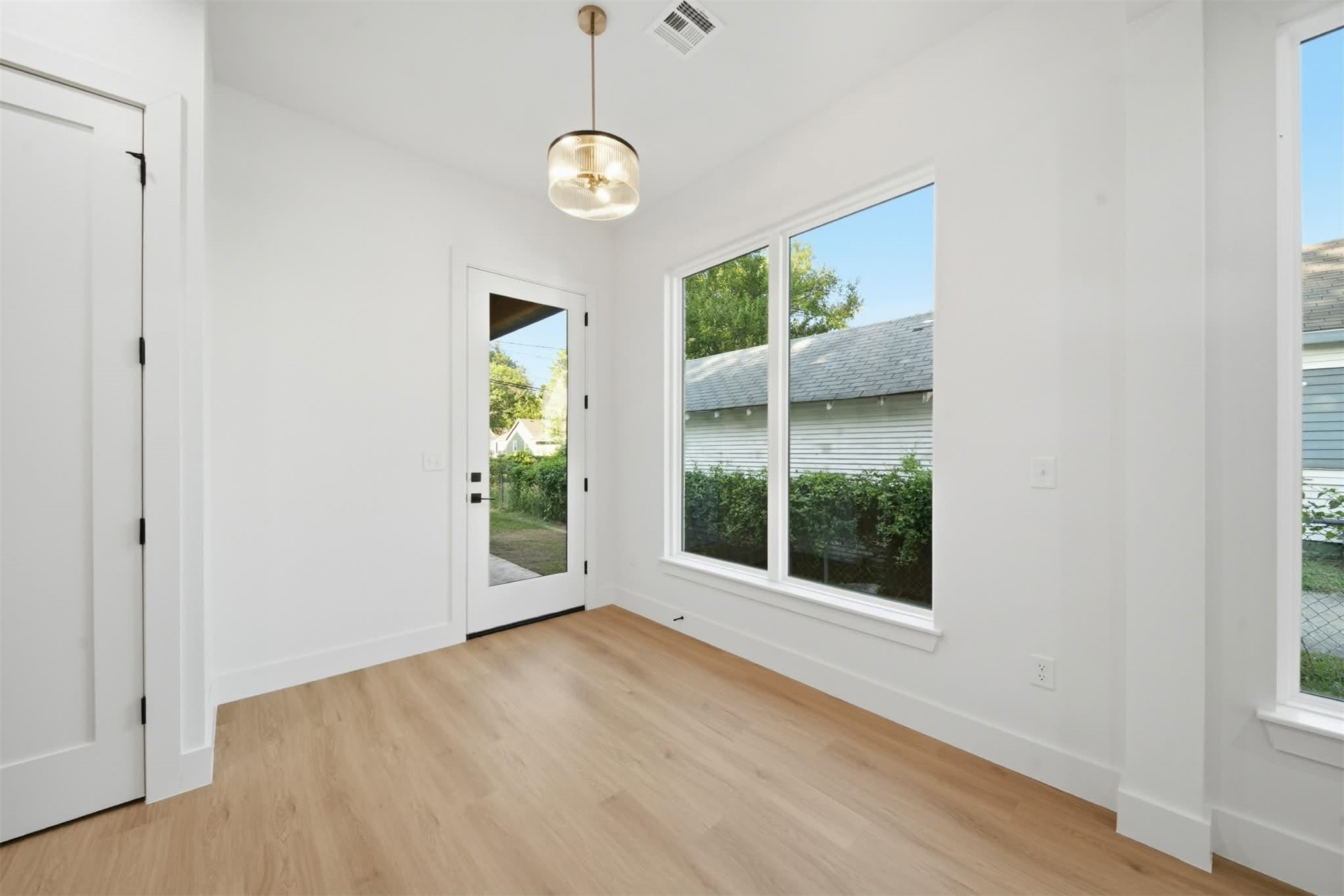 346 E Zion Place Property Photo 22