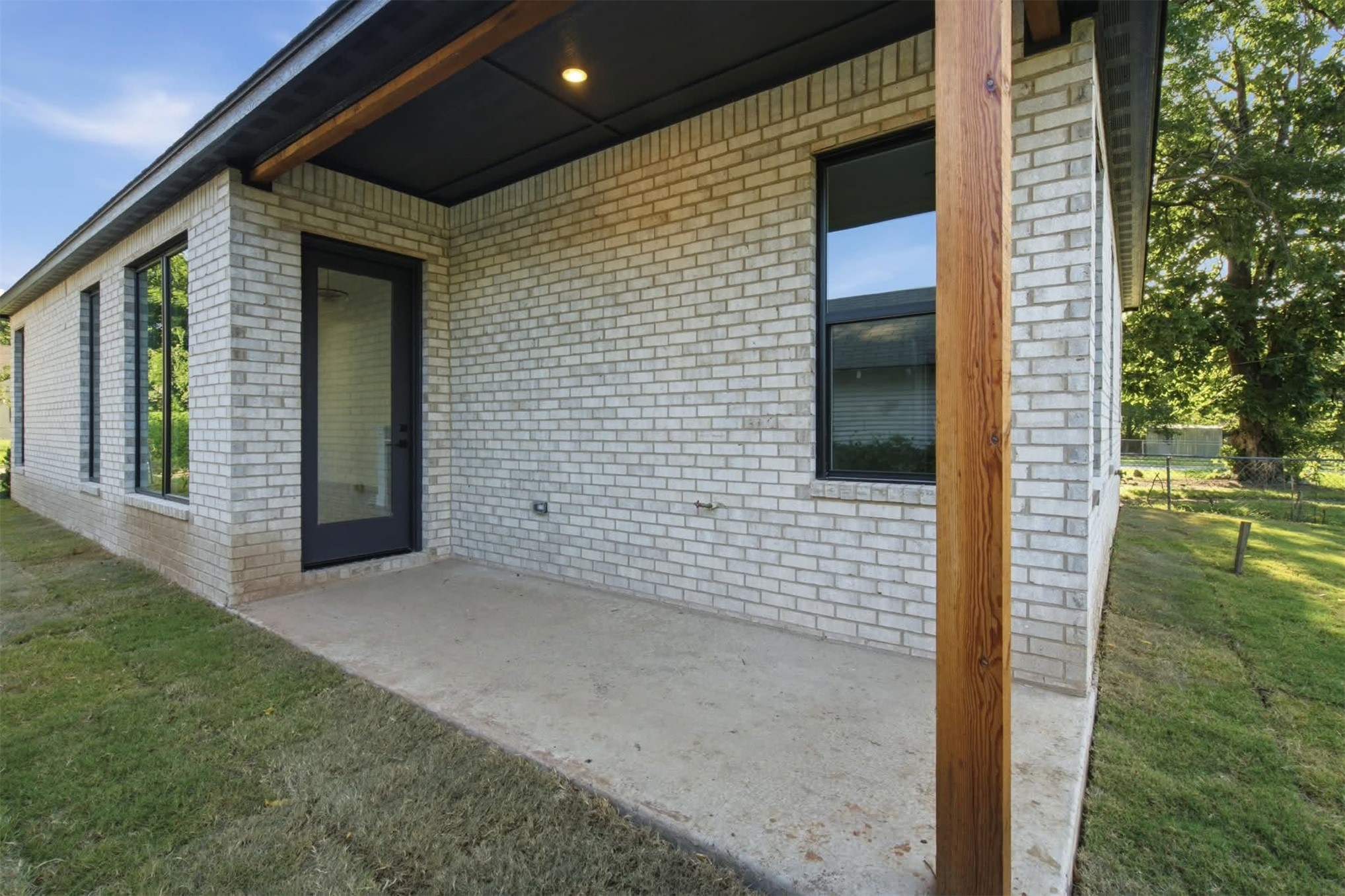 346 E Zion Place Property Photo 34