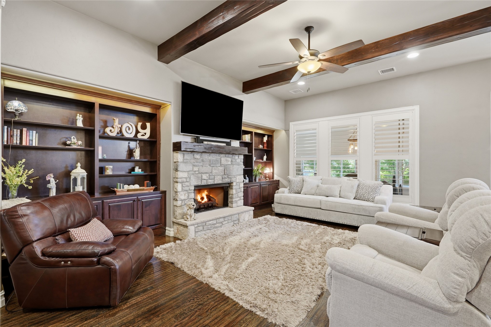 12924 S 2nd Place Property Photo 3
