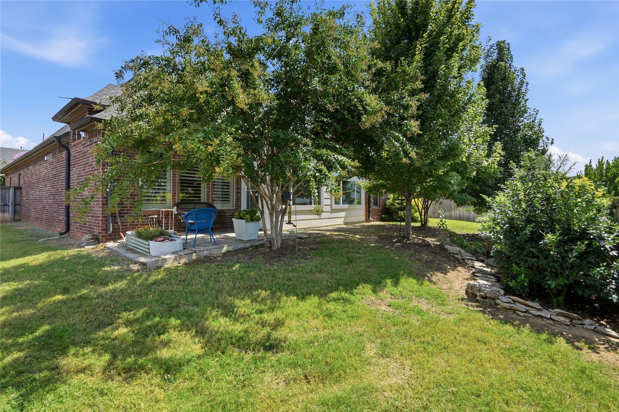 12924 S 2nd Place Property Photo 36