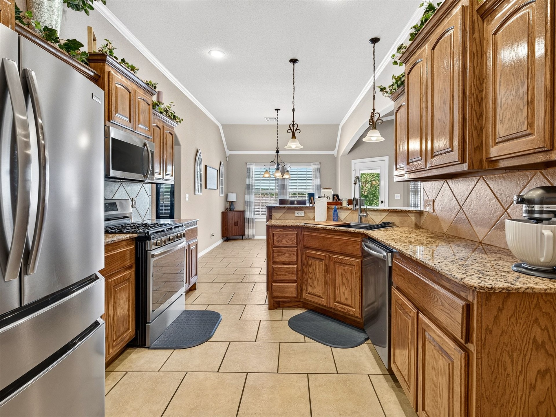 4443 Walnut Street Property Photo 16