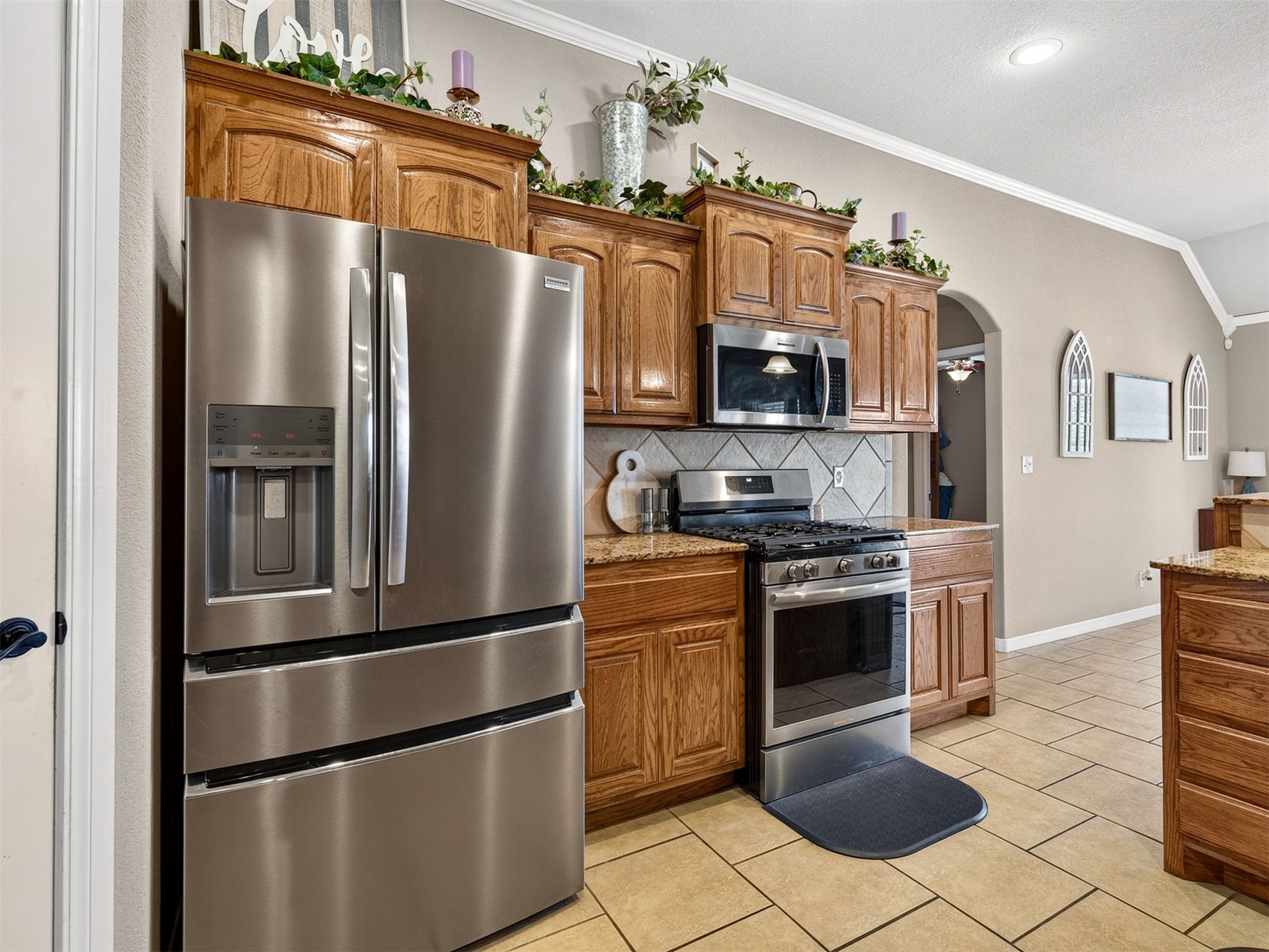 4443 Walnut Street Property Photo 17