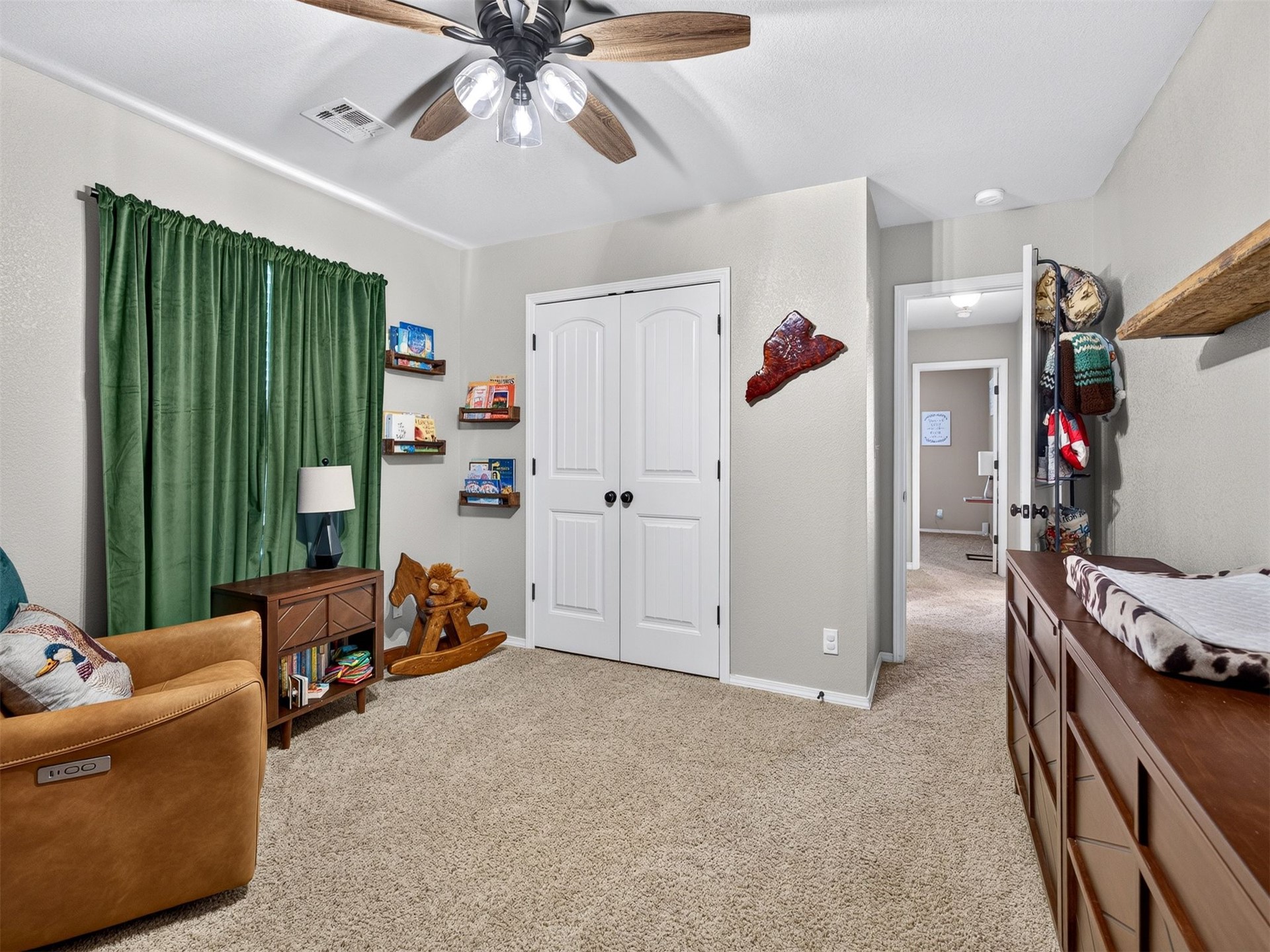 4443 Walnut Street Property Photo 31