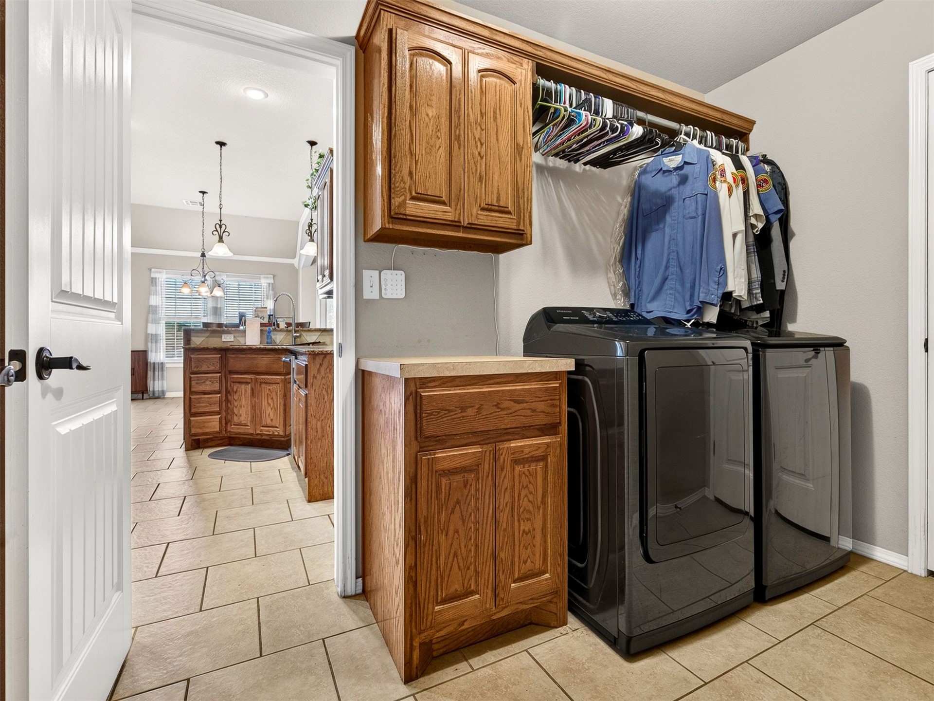 4443 Walnut Street Property Photo 38