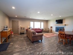 2201 June Hill Road Property Photo 5