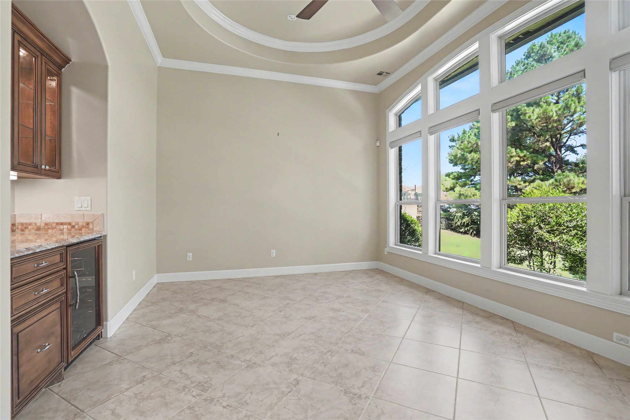 608 E Glendale Street Property Photo 21