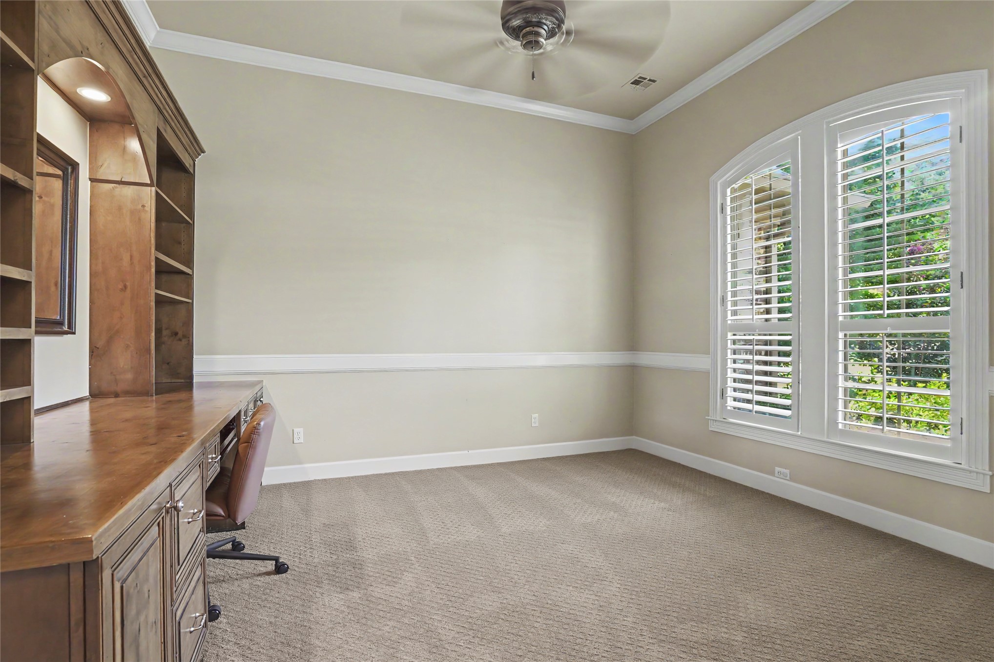 608 E Glendale Street Property Photo 24