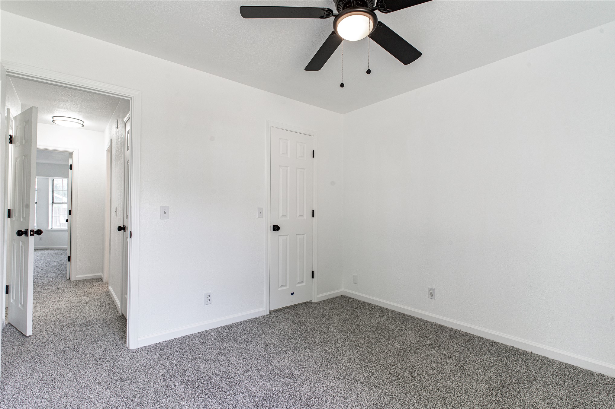 2304 W Ocala Street Property Photo 21