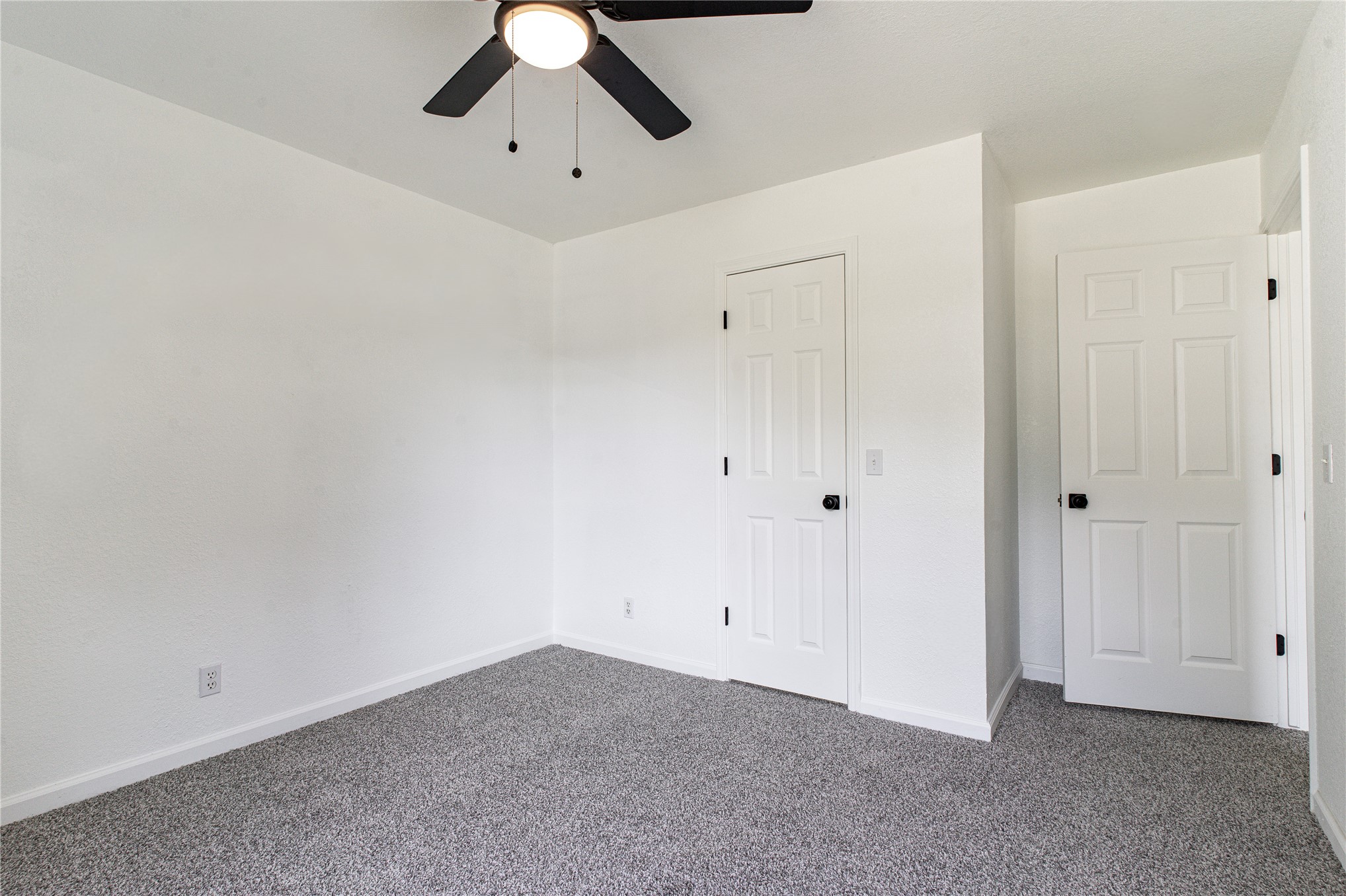 2304 W Ocala Street Property Photo 23
