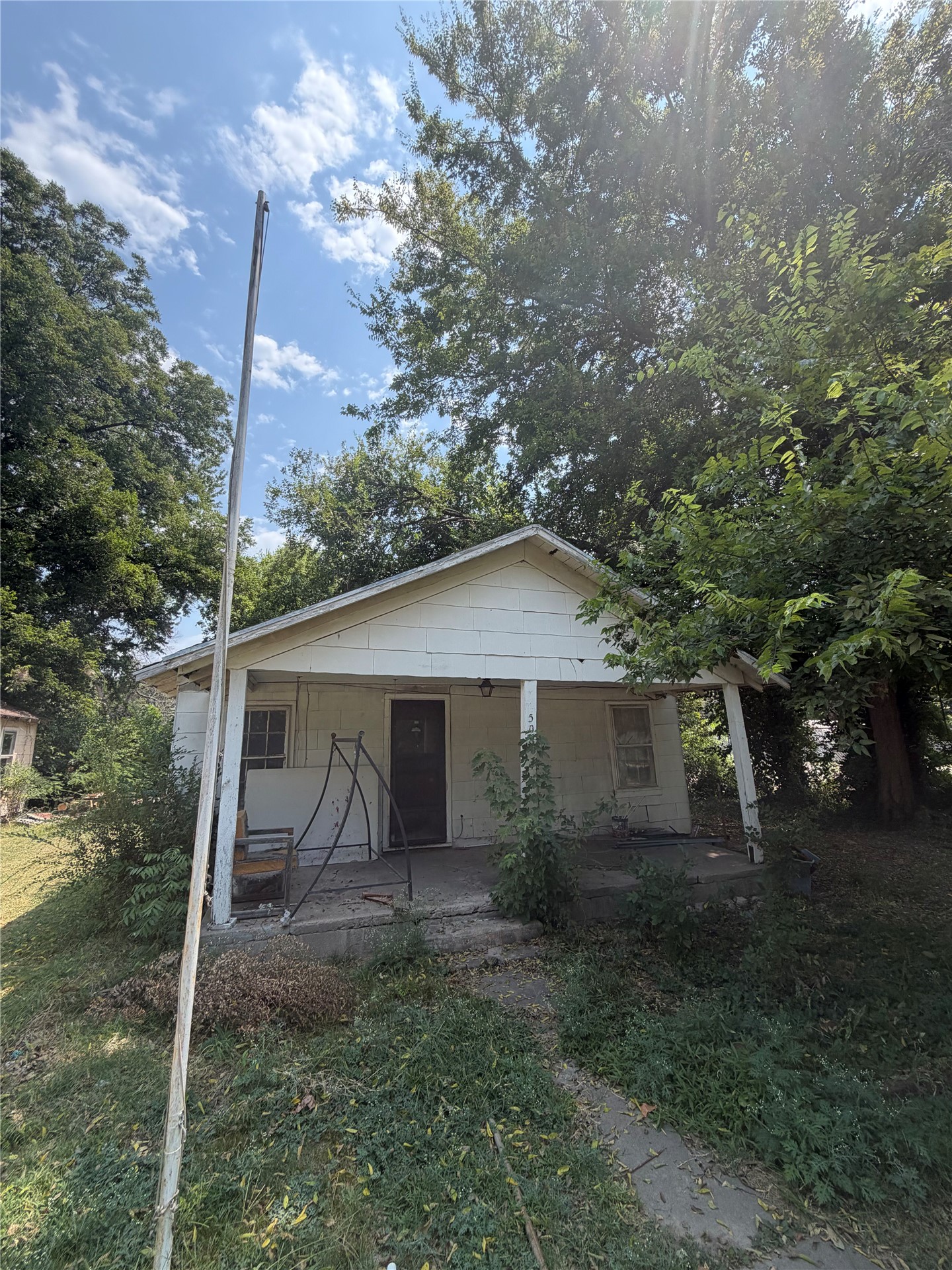 508 N Katy Avenue Property Photo 1