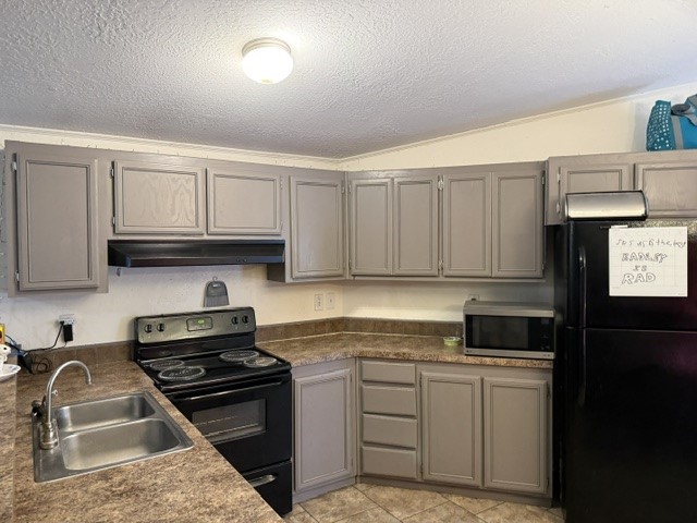 6986 Dickson Rd Property Photo 3