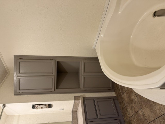 6986 Dickson Rd Property Photo 9
