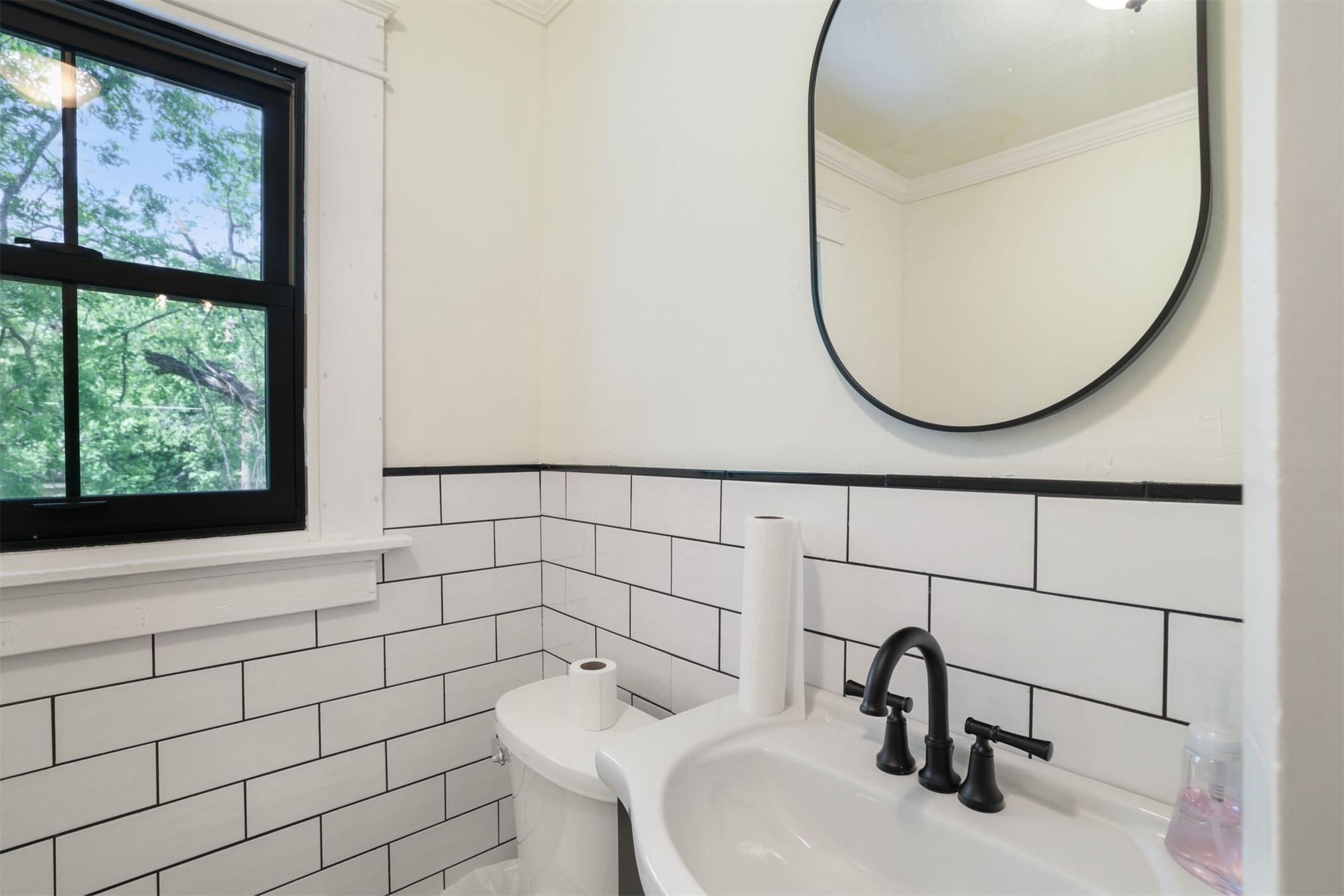 1301 N 3rd Property Photo 25