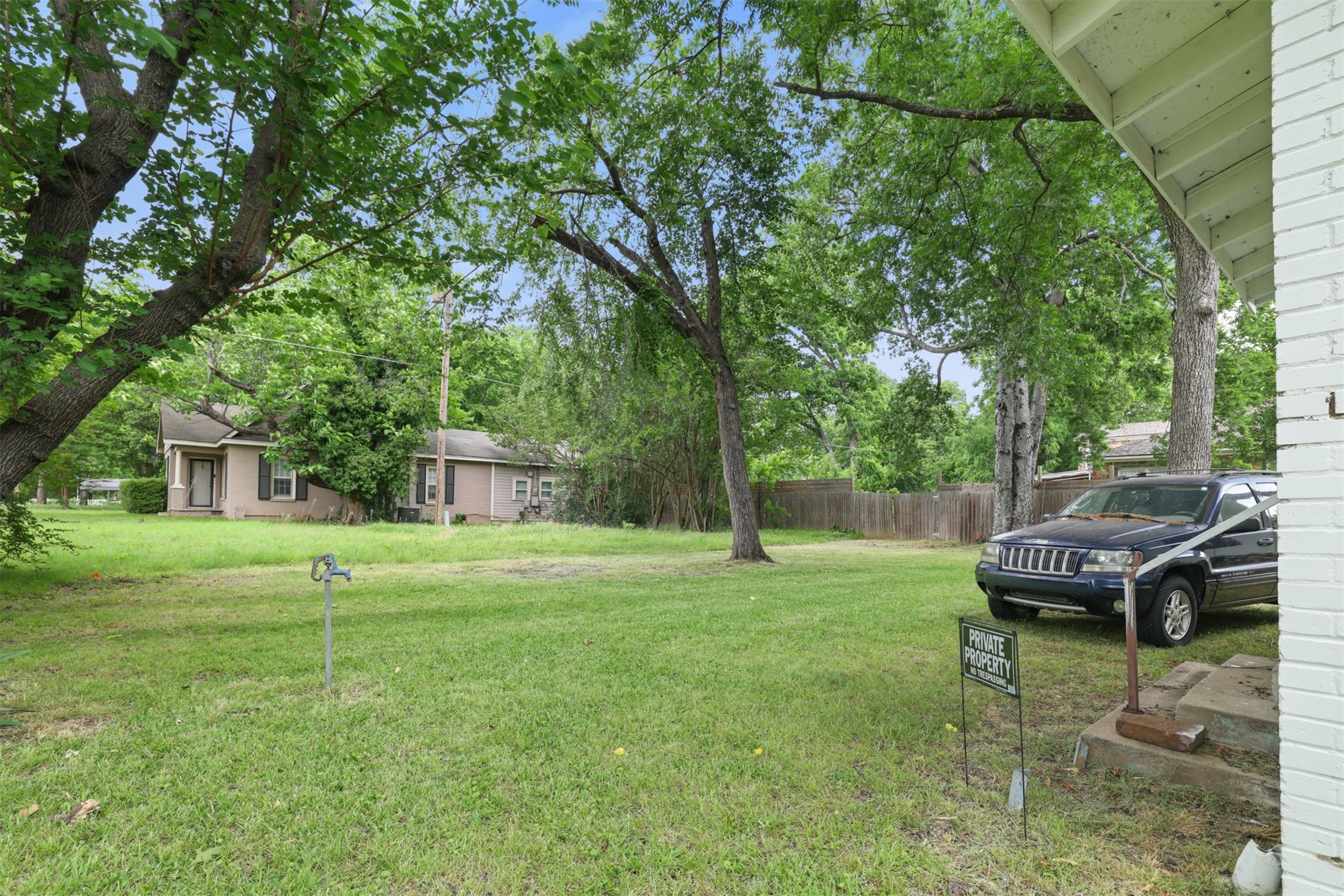 1301 N 3rd Property Photo 33