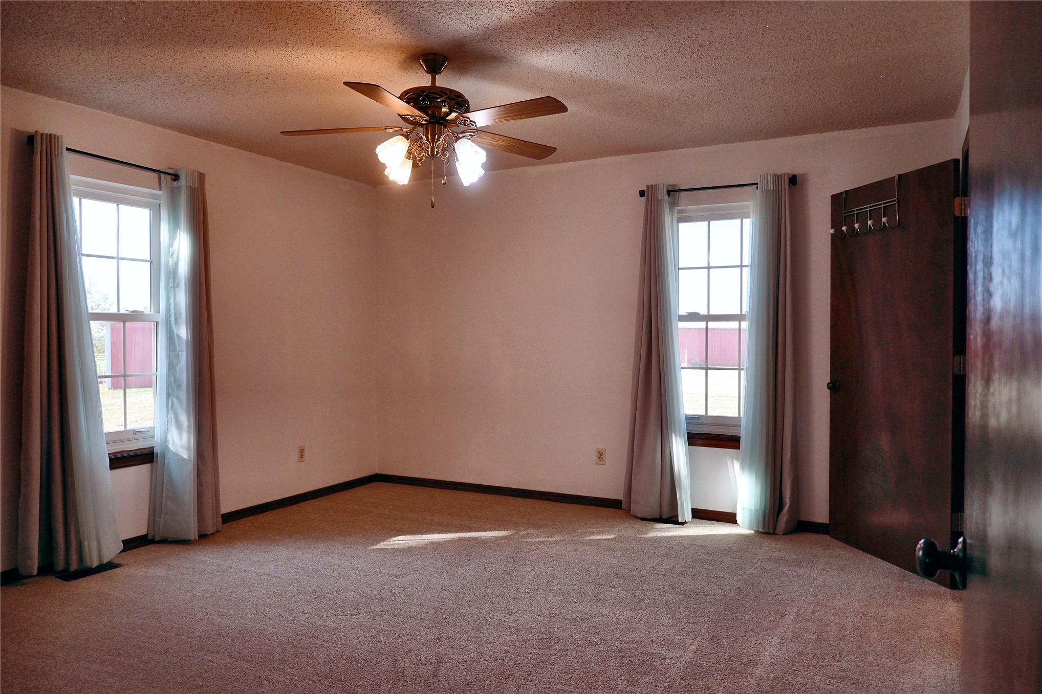 341947 E 810 Road Property Photo 29