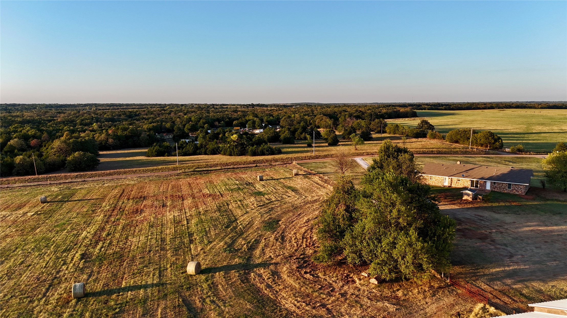 341947 E 810 Road Property Photo 41