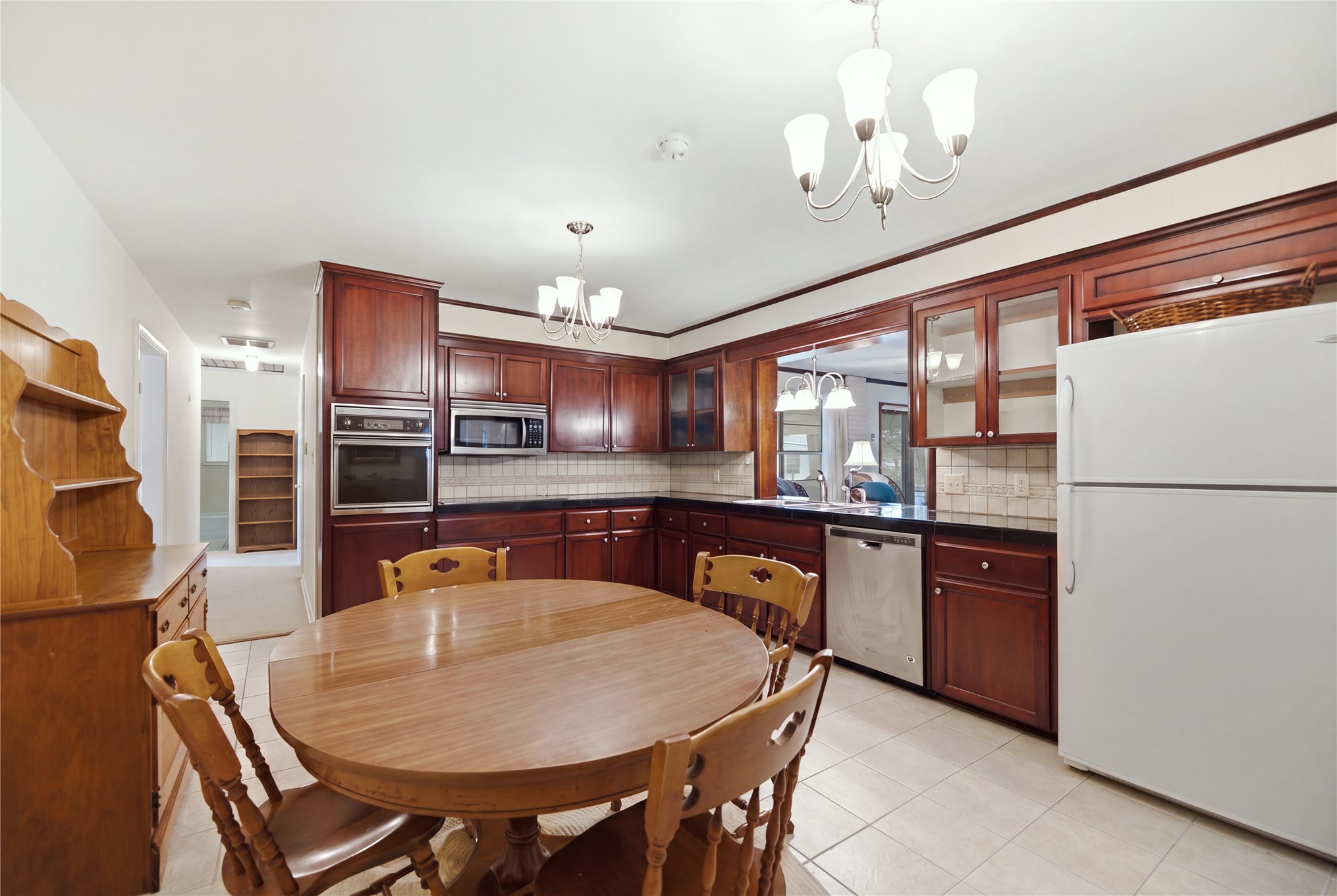 12 W Stadium Road Property Photo 8