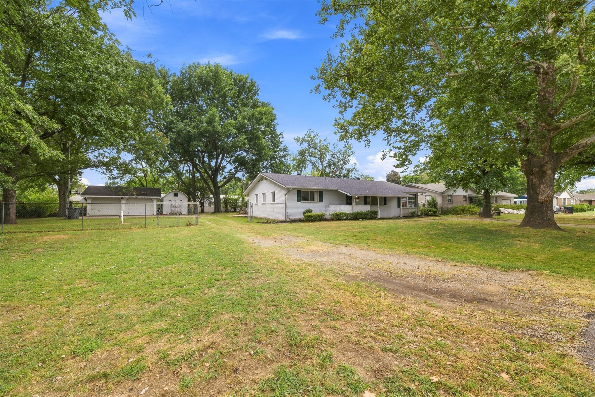 12 W Stadium Road Property Photo 31